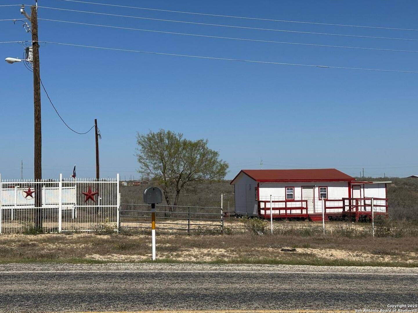 Moore, TX 78057,2427 fm 462