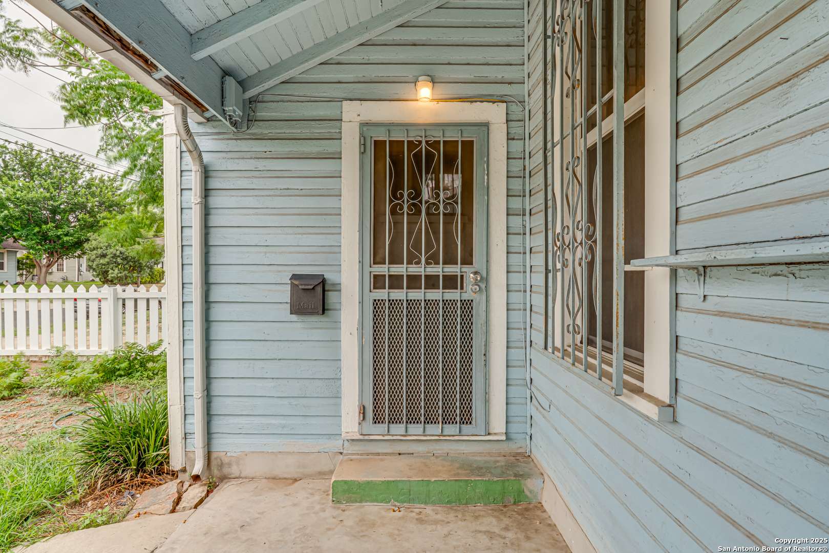 San Antonio, TX 78210,219 Rockwood