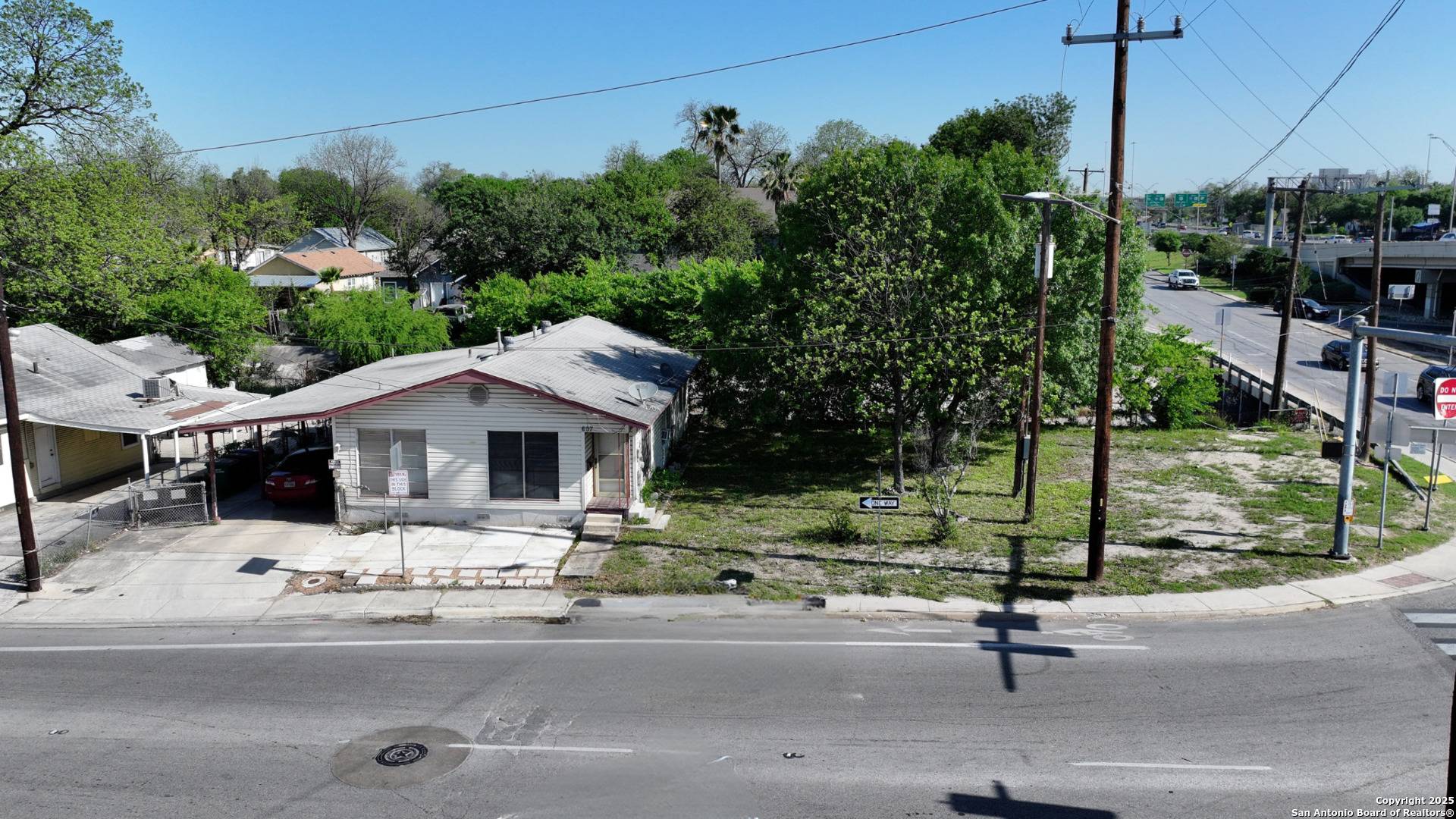 San Antonio, TX 78225,607 W Theo Ave