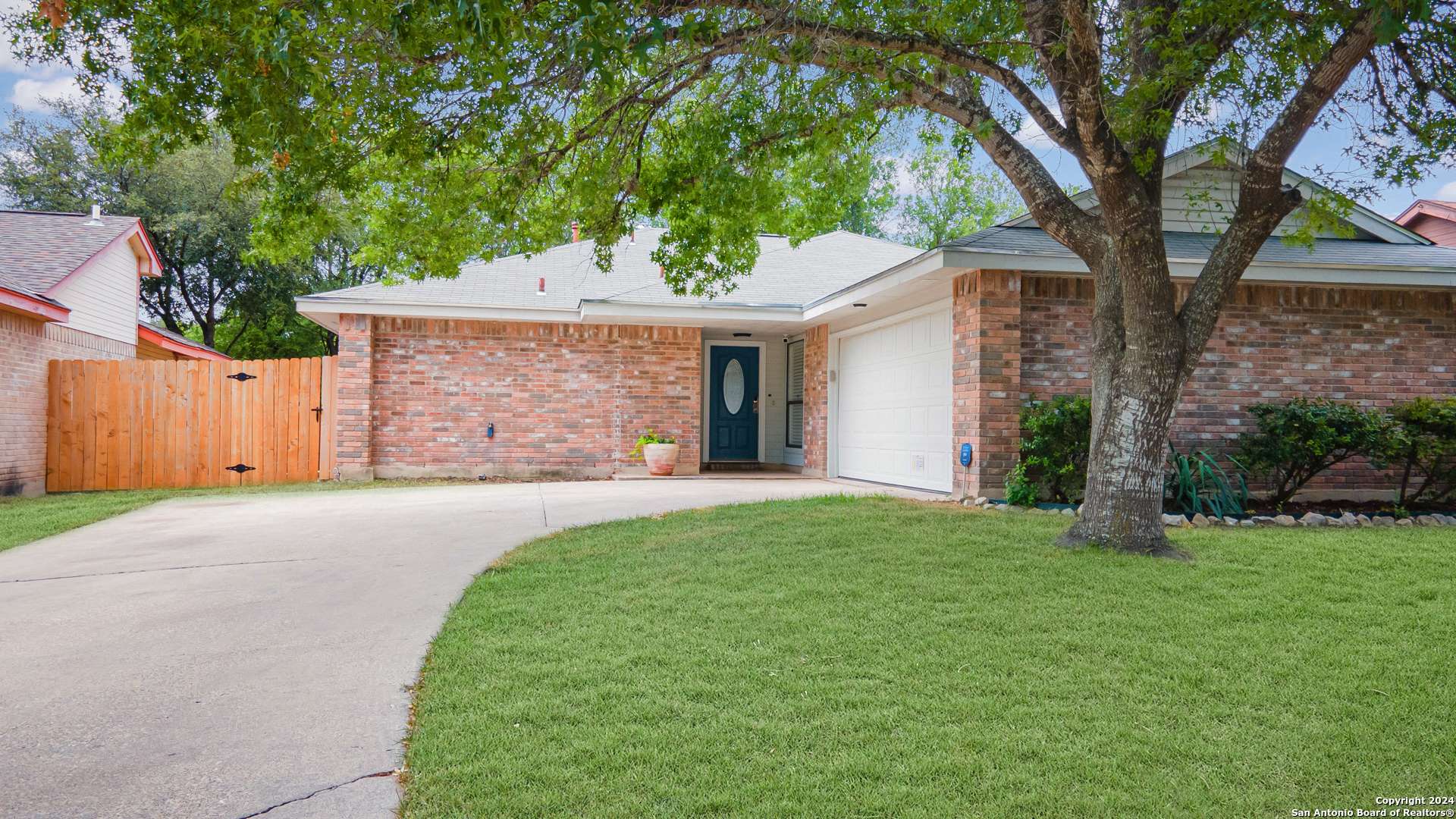 San Antonio, TX 78250-4073,9410 WOODLAND HILLS