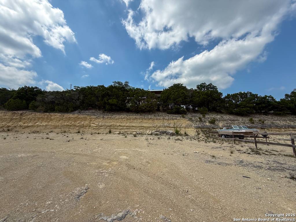 Canyon Lake, TX 78133,687 Valley Haven