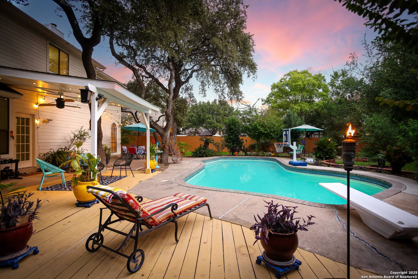 San Antonio, TX 78240,6407 Lost Arbor