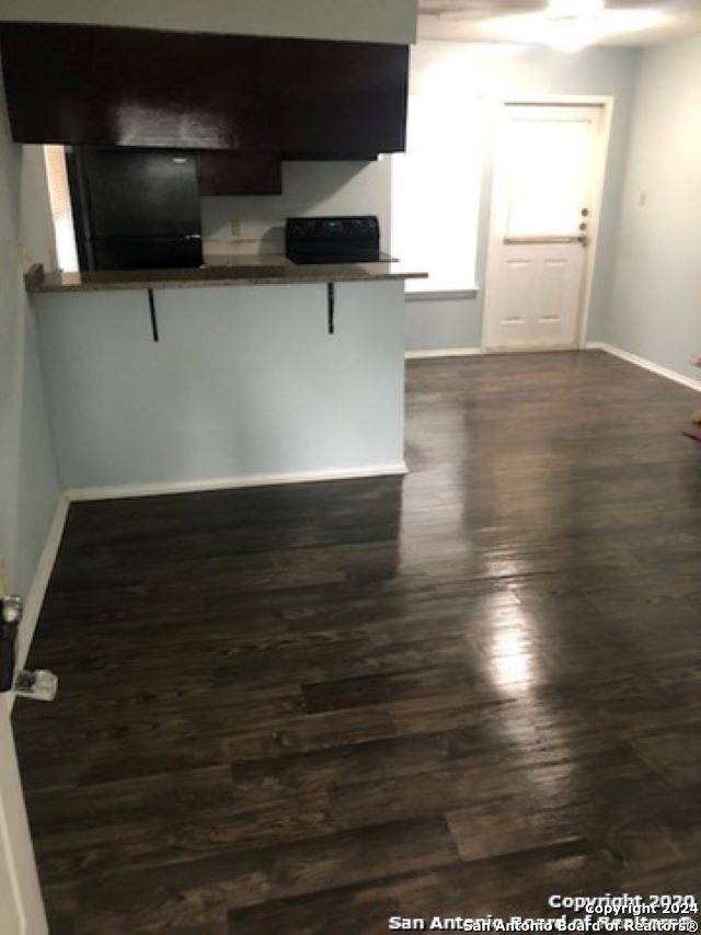 San Antonio, TX 78201-3557,1811 FRESNO