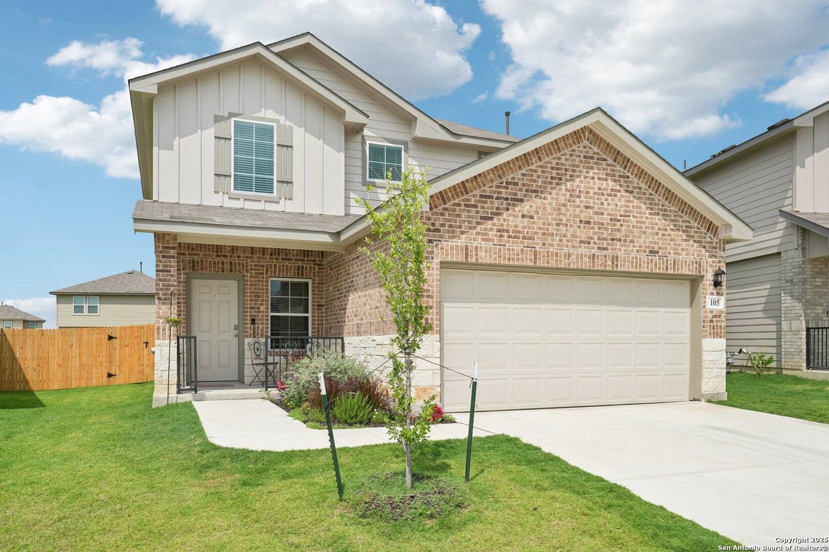 Floresville, TX 78114,105 Chipping