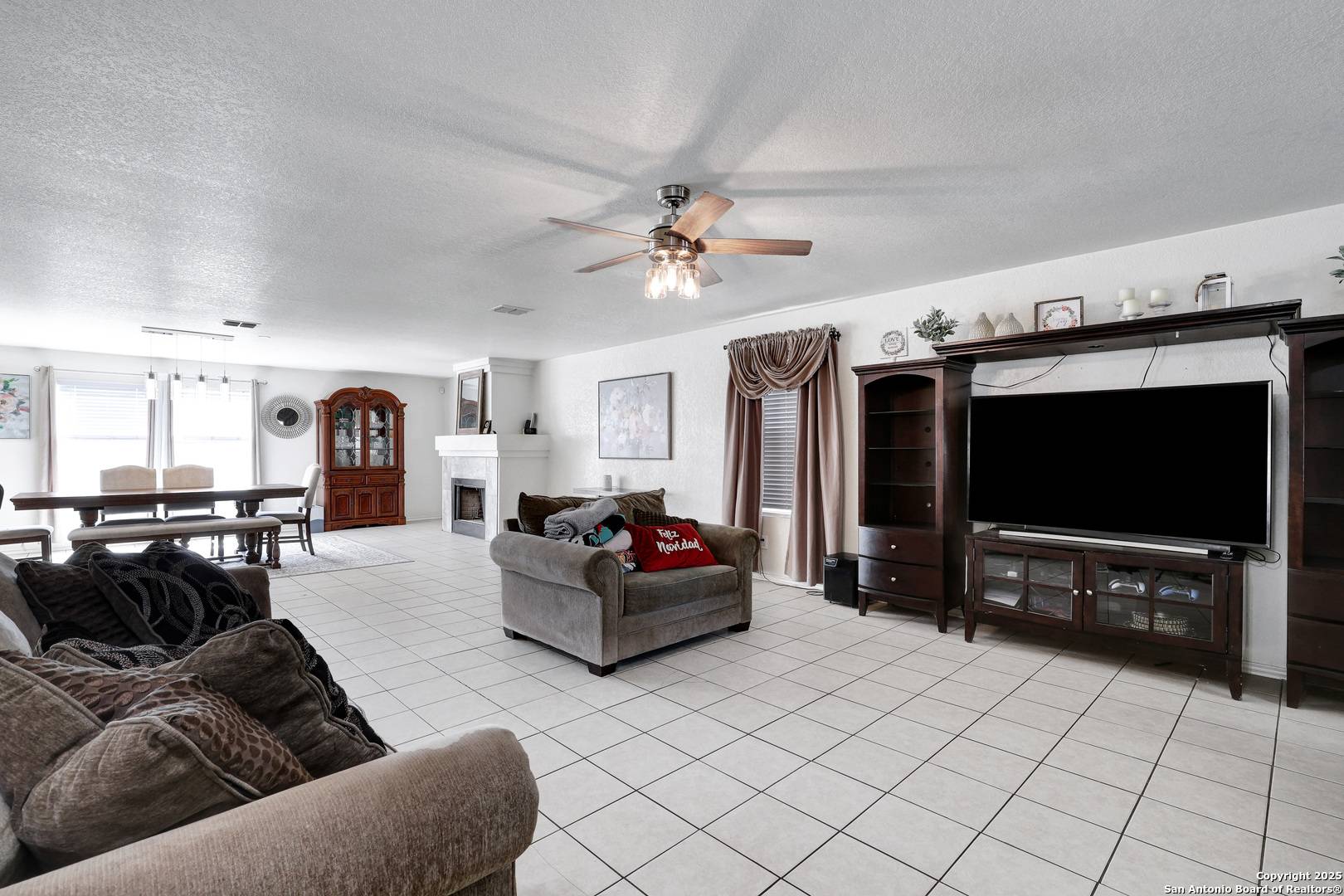 San Antonio, TX 78245,234 Spruce Breeze