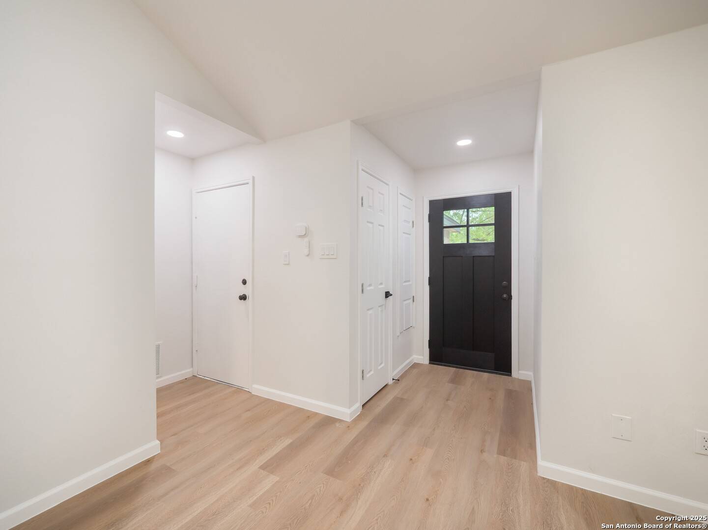 San Antonio, TX 78250,9511 Deerbrook