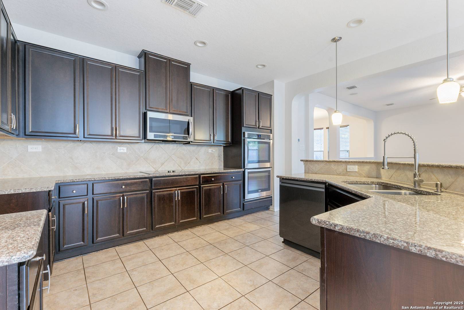 San Antonio, TX 78259,20131 Silver