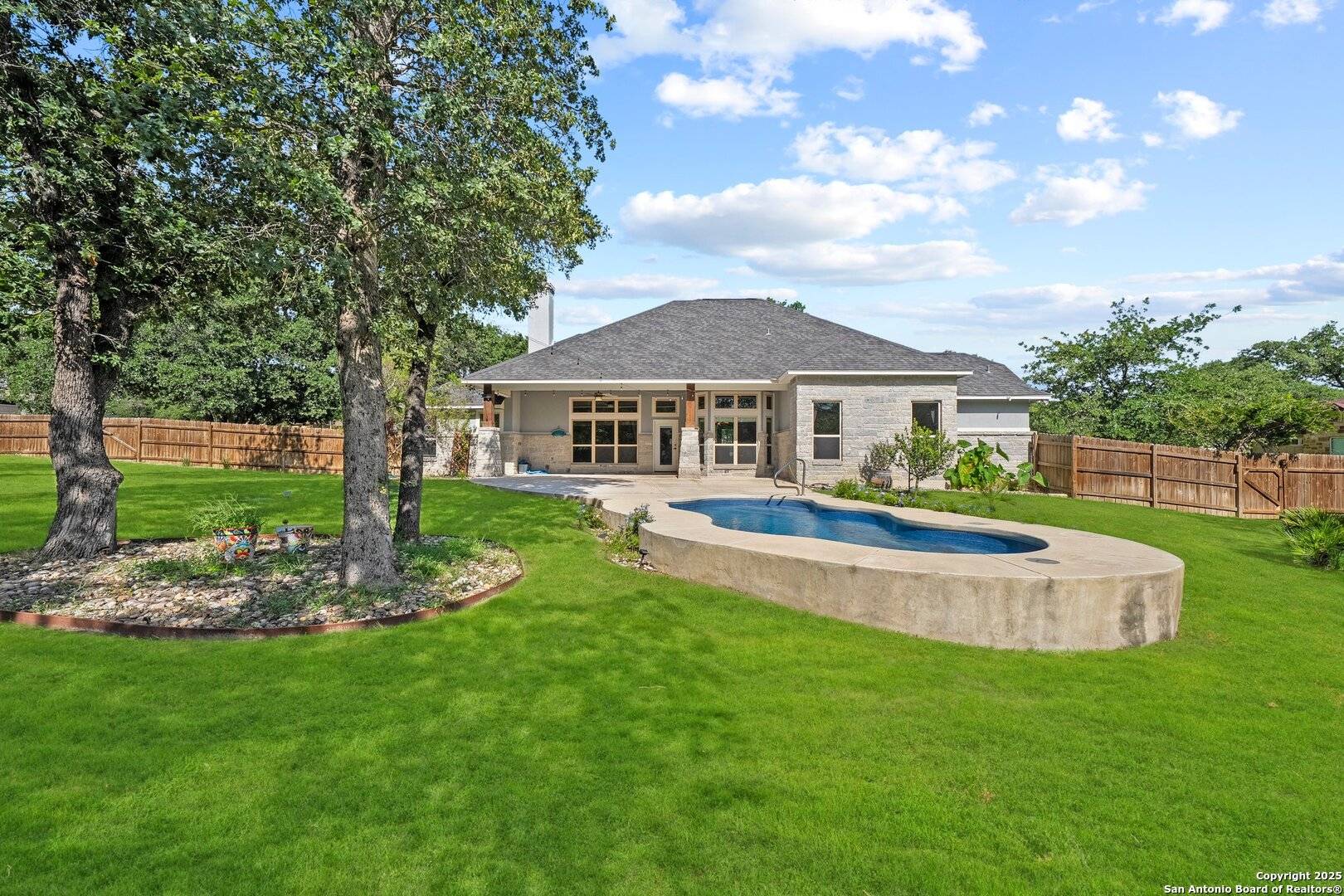 Adkins, TX 78101,172 Bobby Lynn