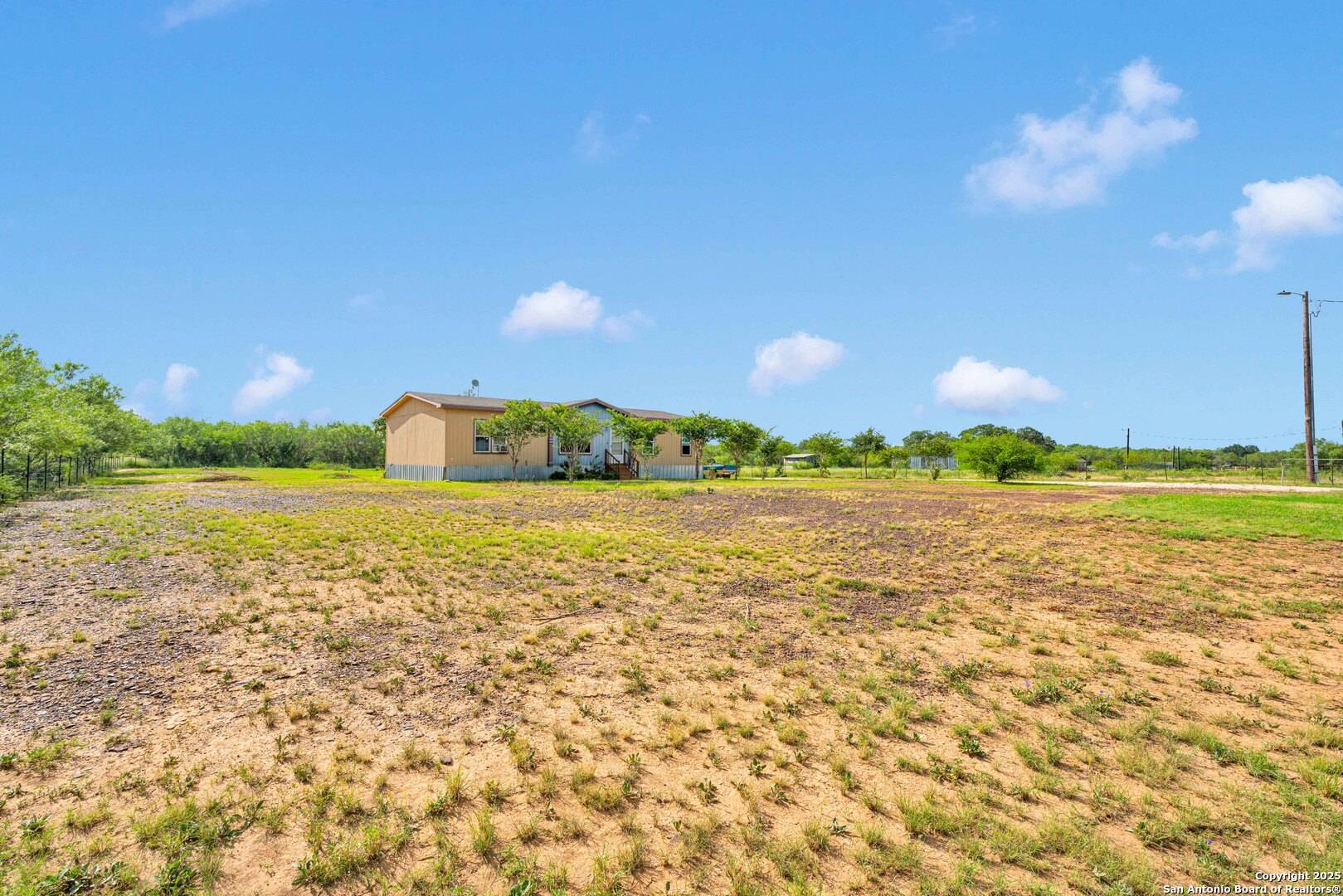 Moore, TX 78057,115 County Road 2667