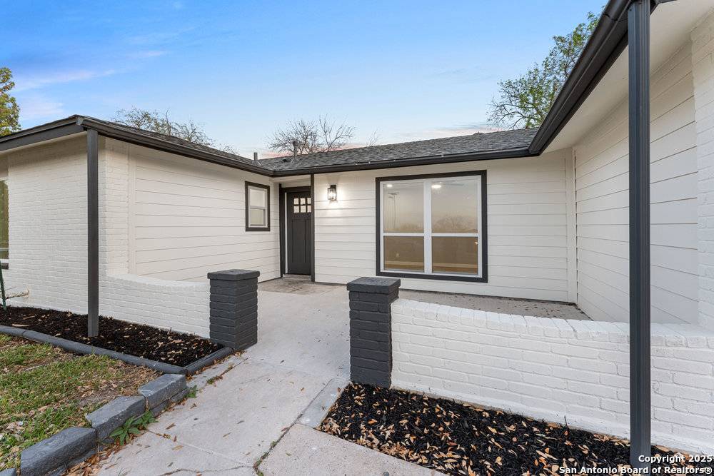 San Antonio, TX 78227-3156,438 SCOTTY DR