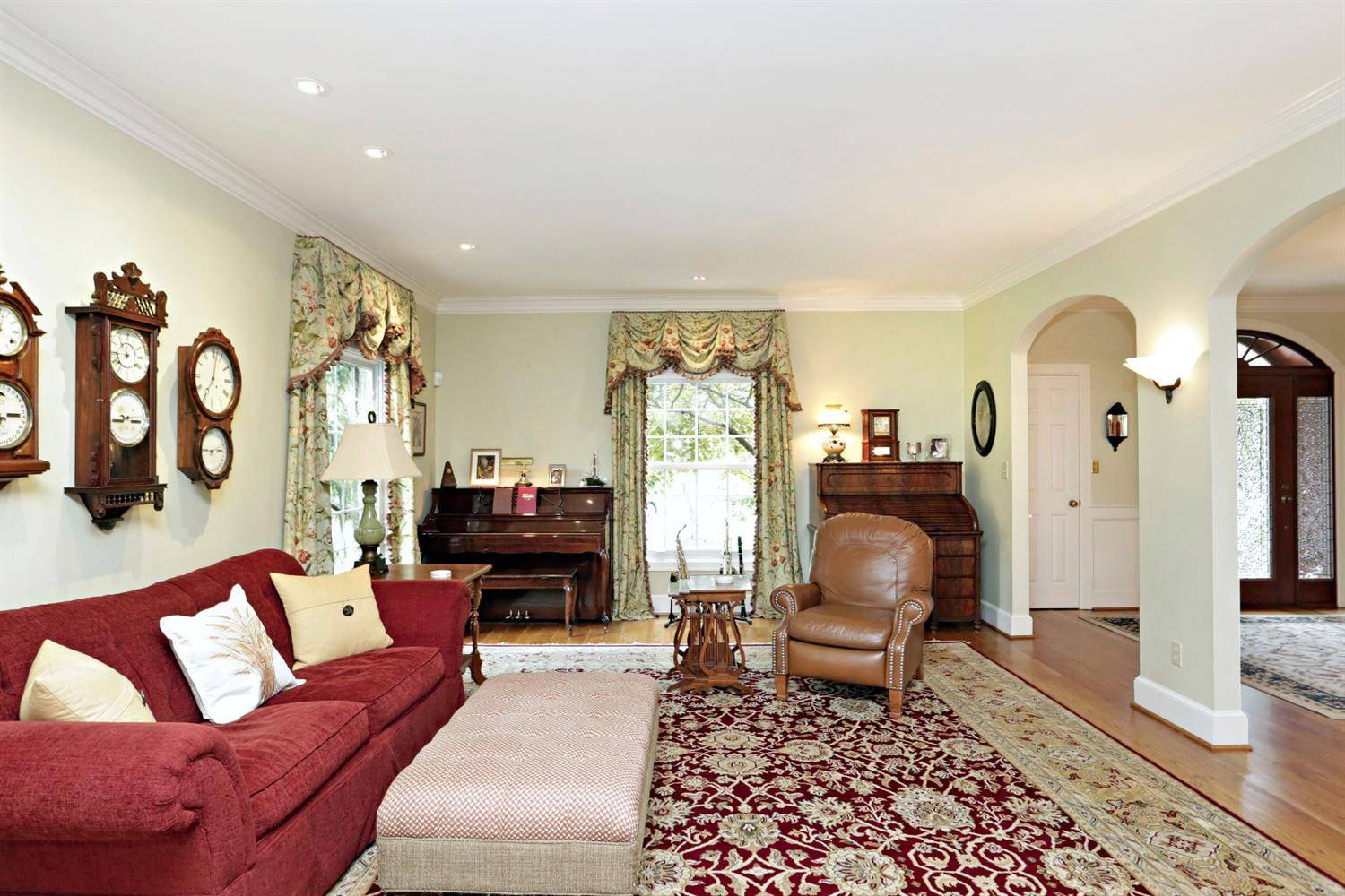 Lexington, KY 40502,807 Lakeshore DR