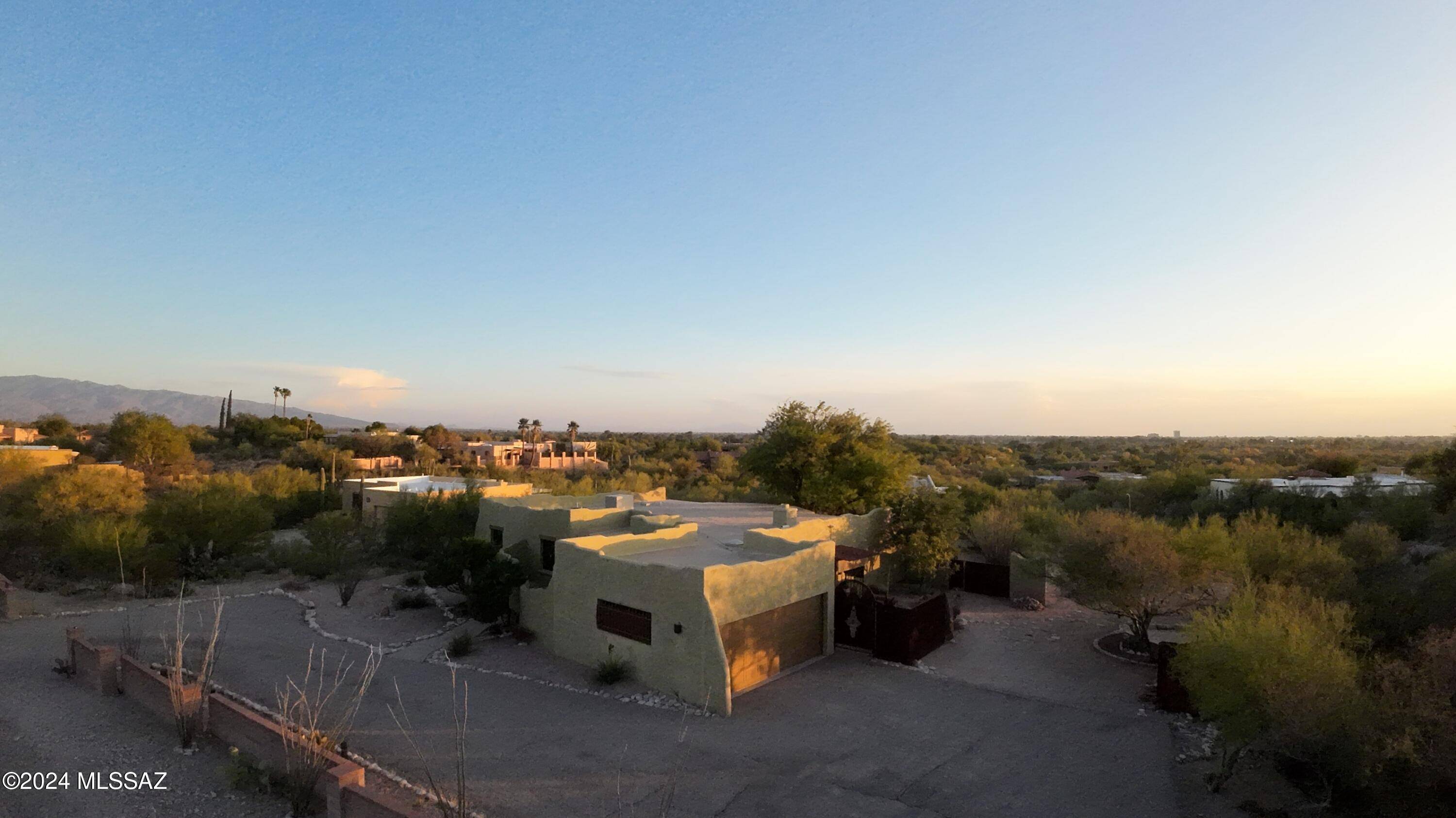 Tucson, AZ 85750,6060 E River Road