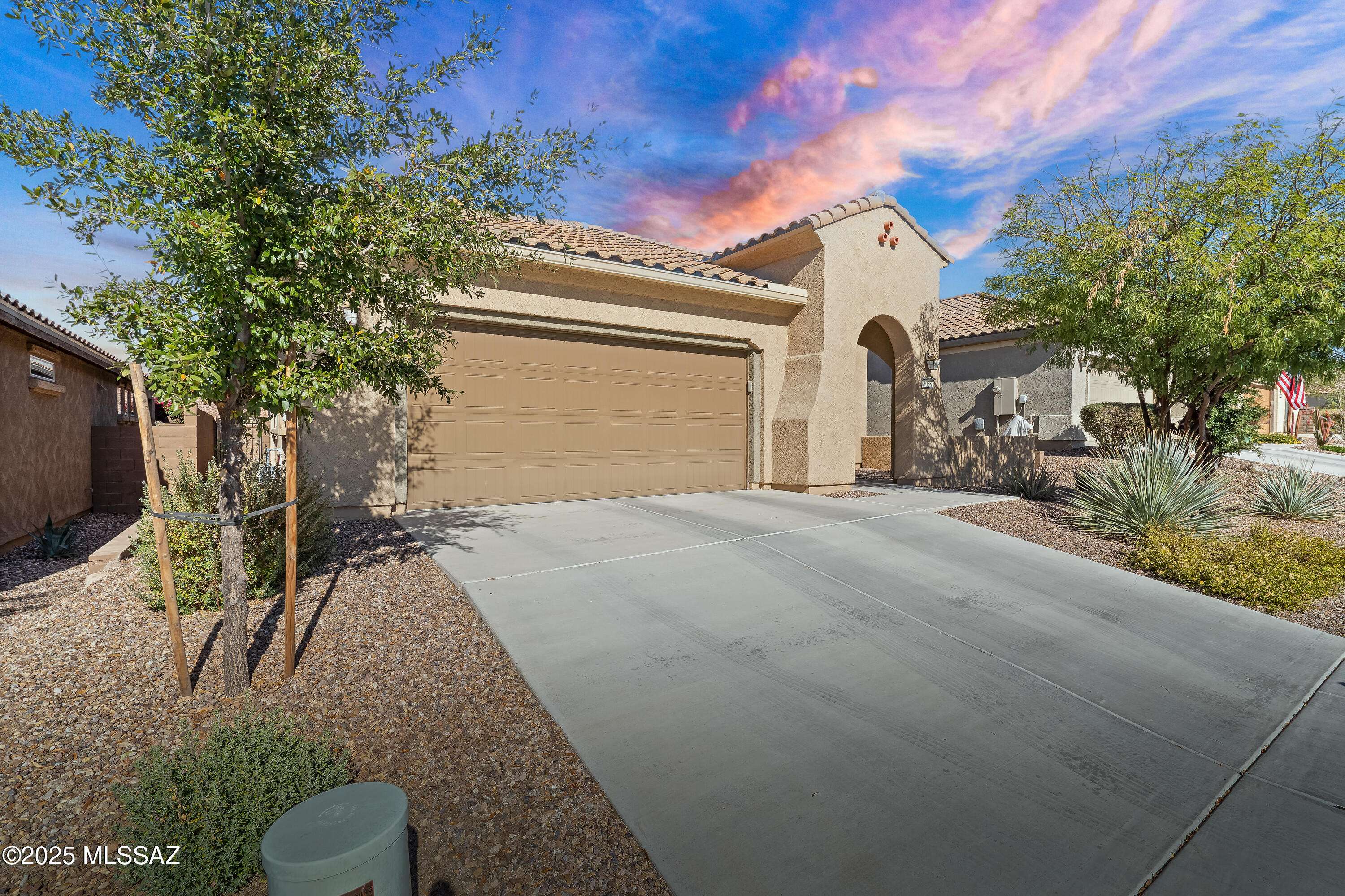 Marana, AZ 85658,7068 W Cliff Spring Trail