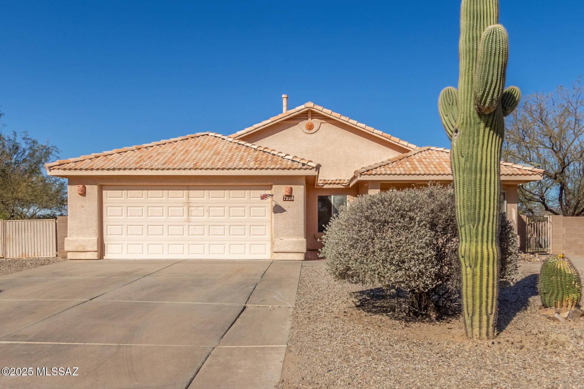 Tucson, AZ 85757,7228 W Brightwater Way