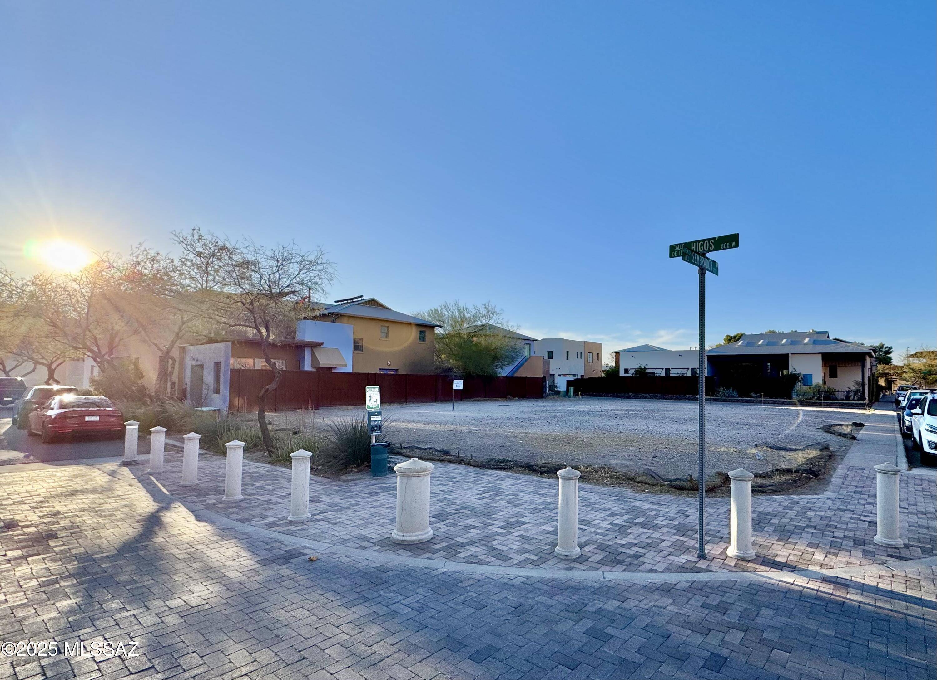 Tucson, AZ 85745,894 W Calle de los Higos  #48