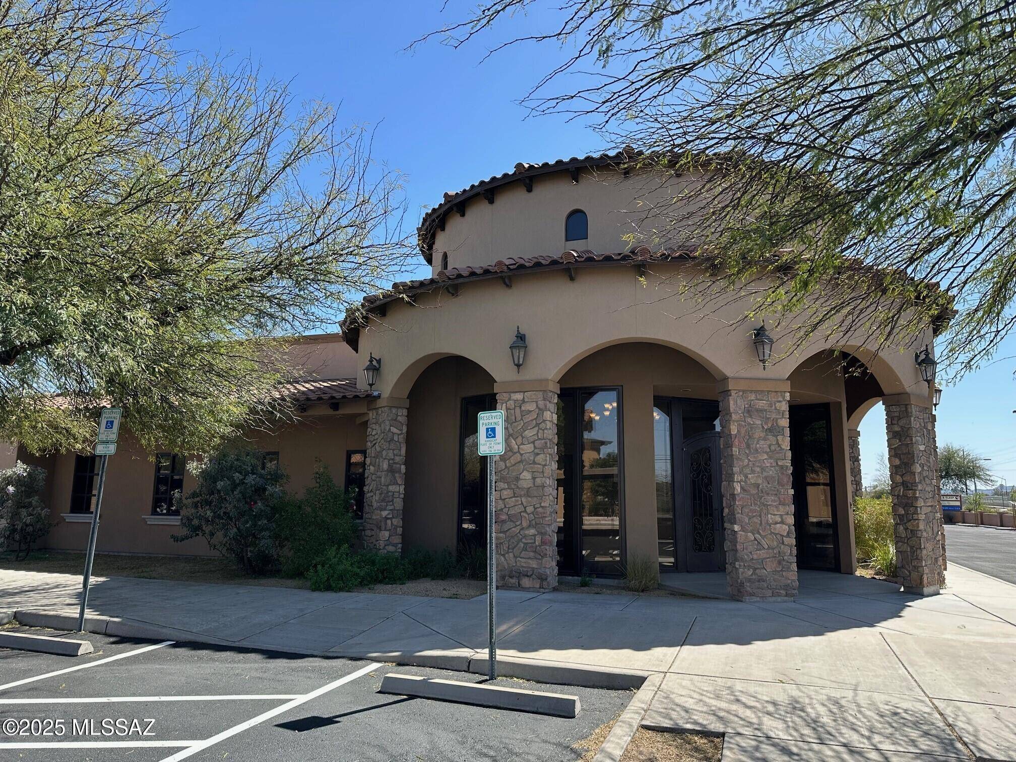 Tucson, AZ 85741,5330 N La Cholla Boulevard