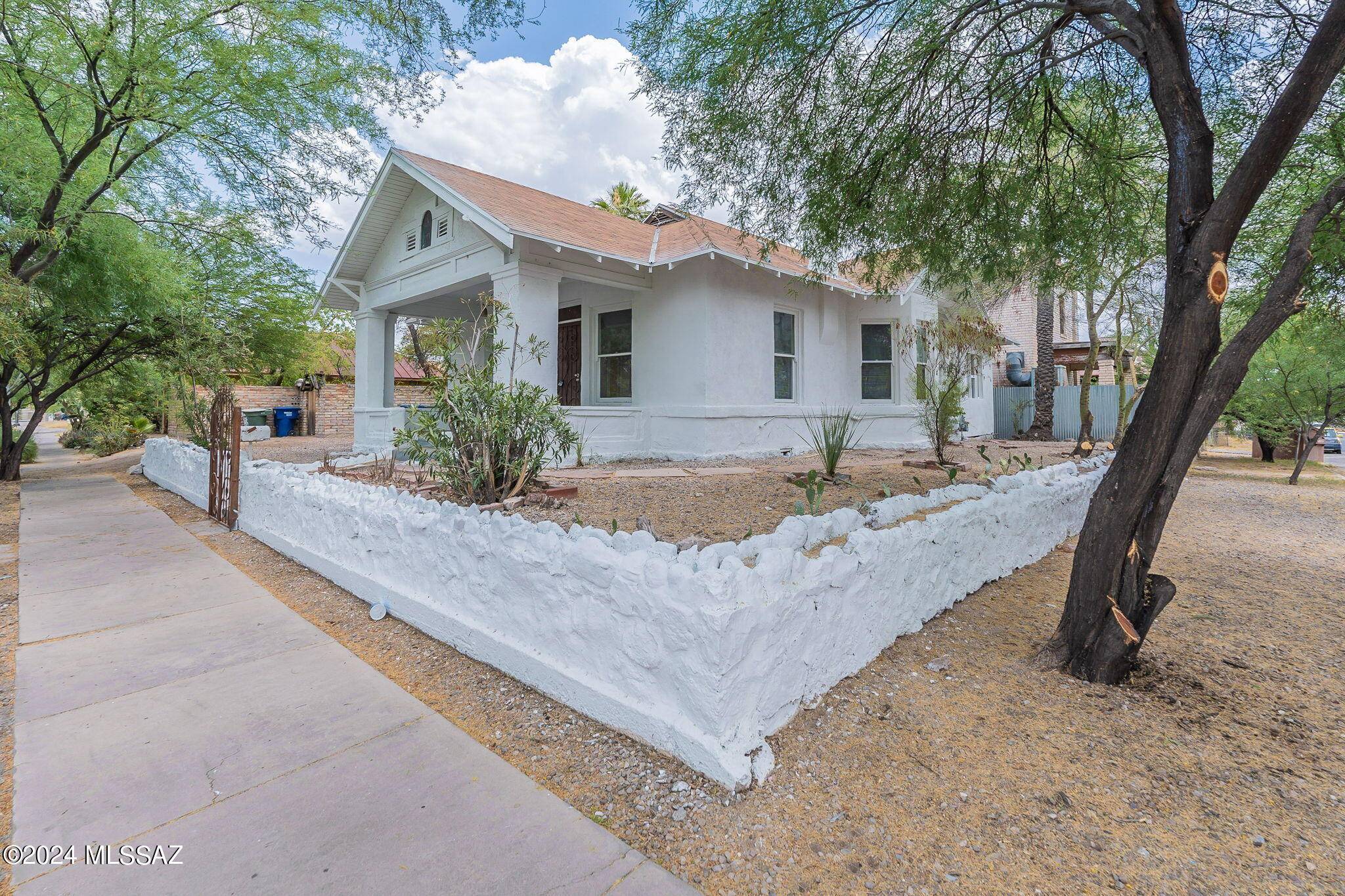 Tucson, AZ 85705,104 E 5Th Street