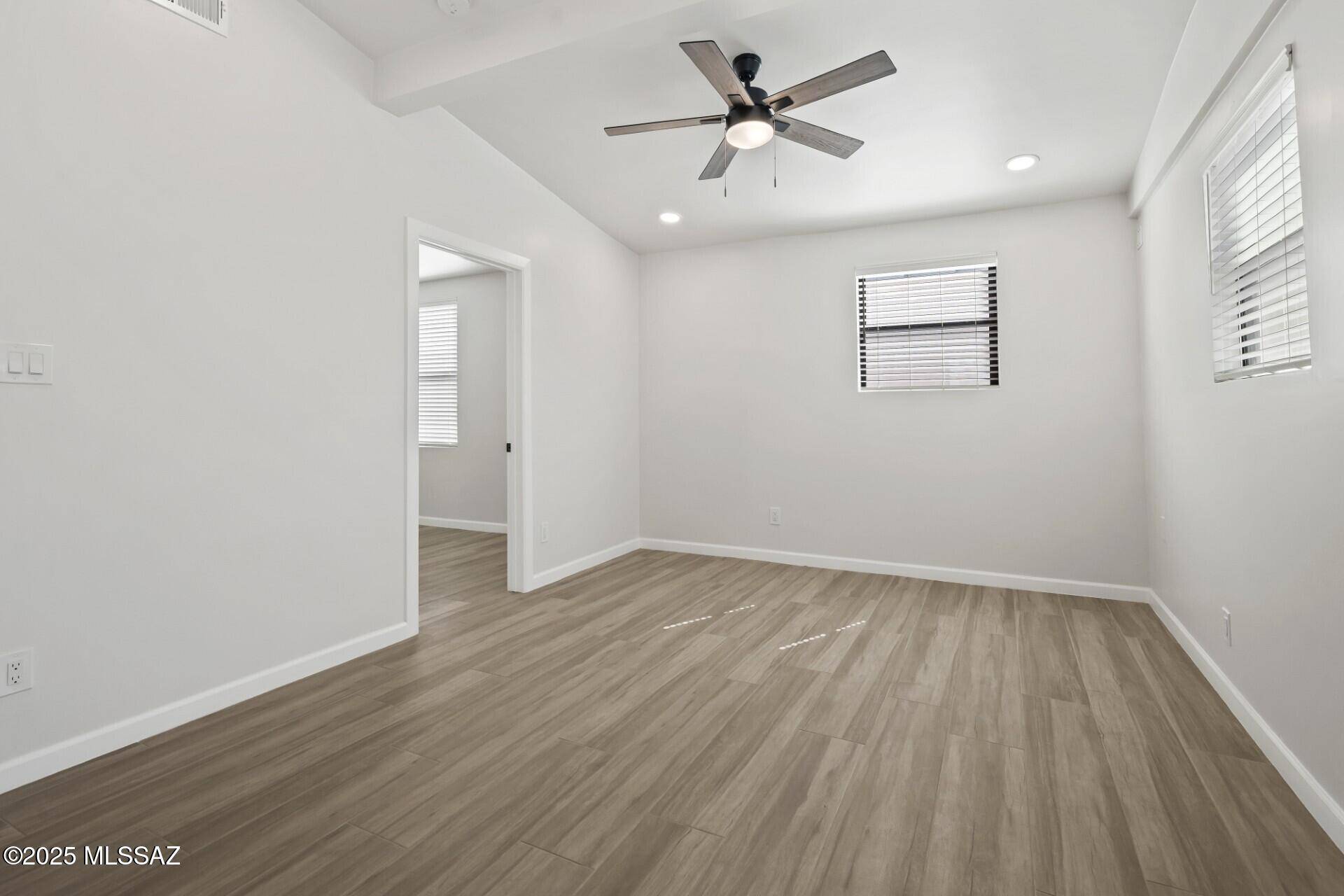 Tucson, AZ 85705,717 N 7th Avenue #B