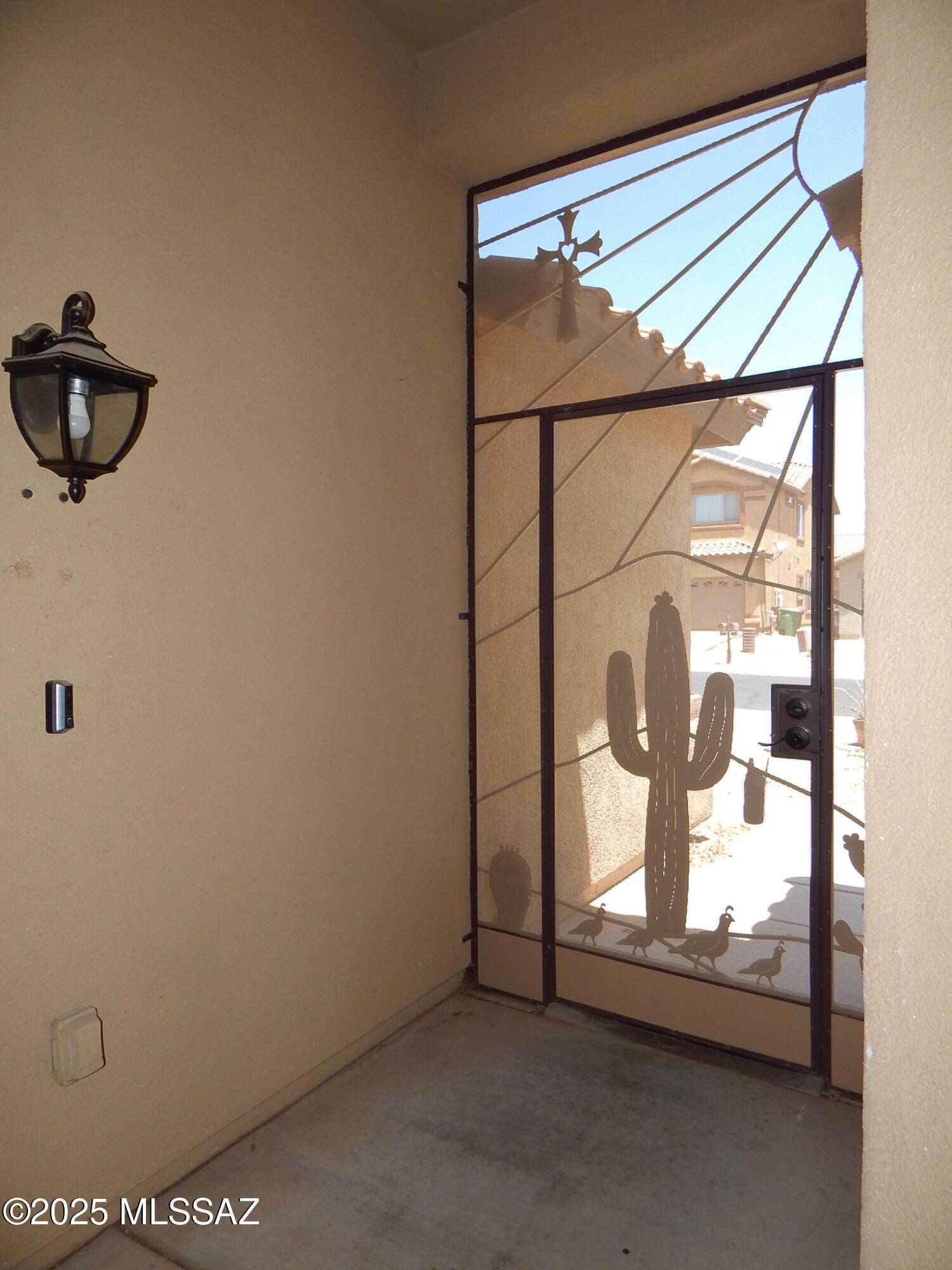 Sahuarita, AZ 85629,221 W Calle Paso Suave