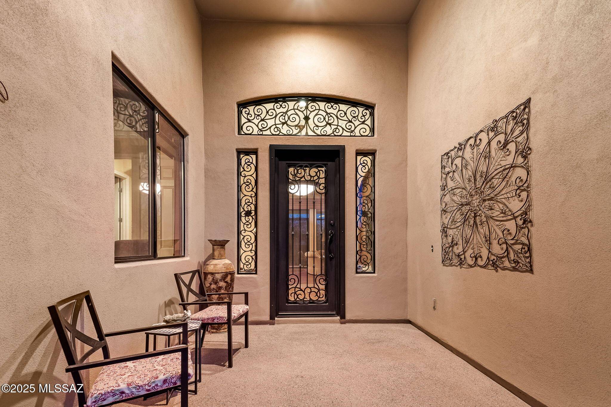 Oro Valley, AZ 85755,13900 Steprock Canyon Place