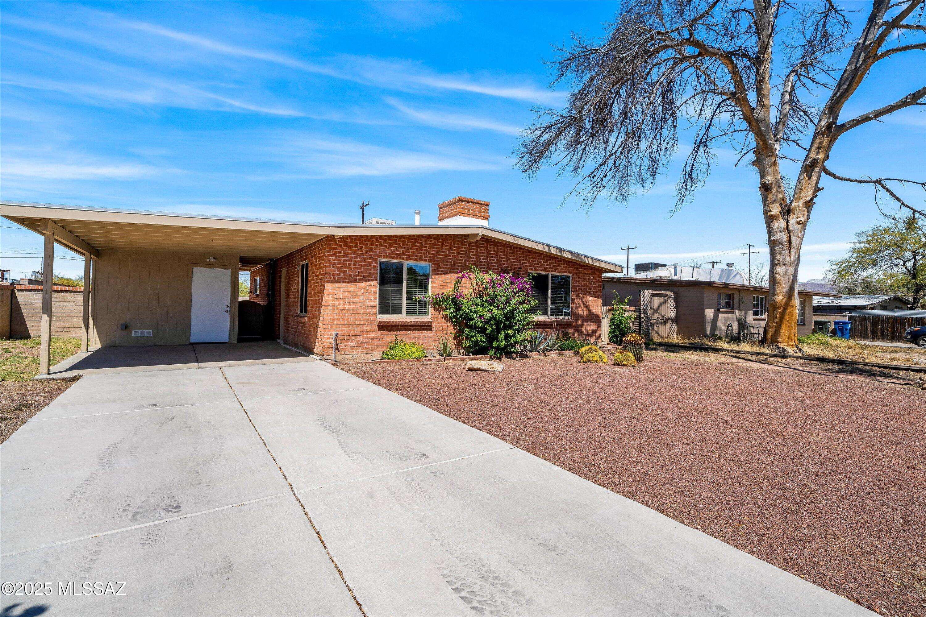 Tucson, AZ 85712,3341 N Montezuma Avenue