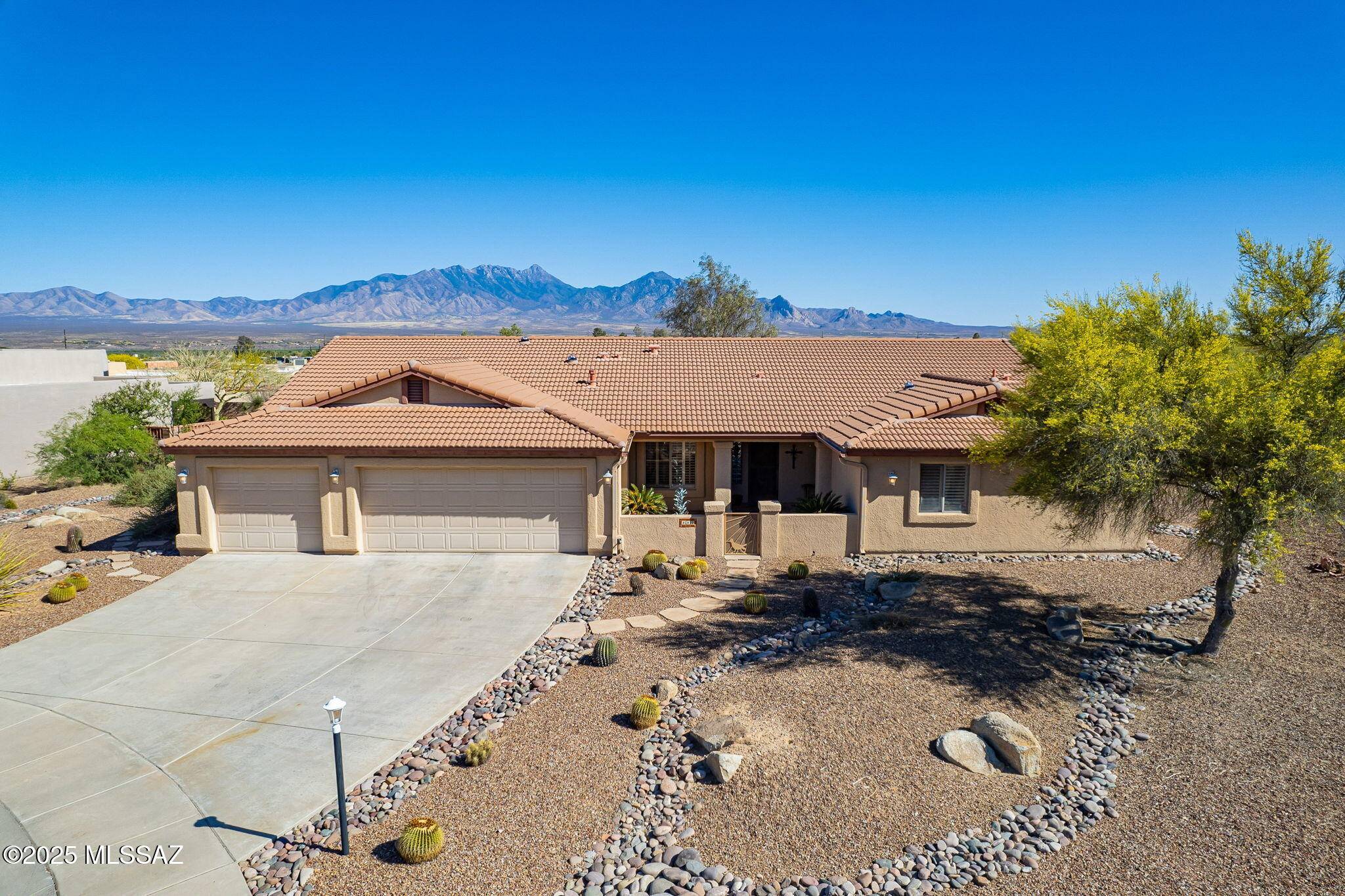 Green Valley, AZ 85614,887 S Corte Monte Cristo