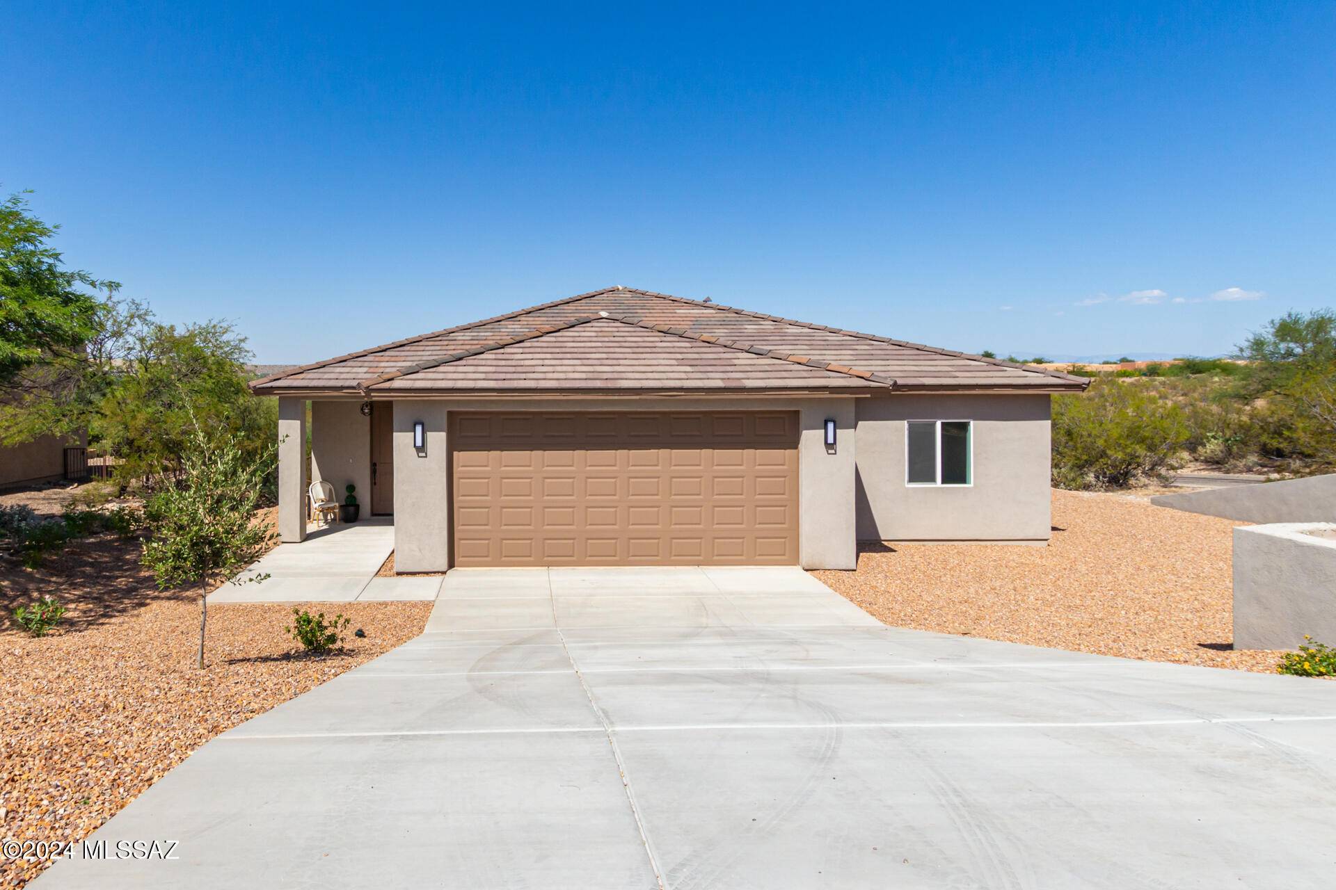 Green Valley, AZ 85614,941 E Vault Mine Court