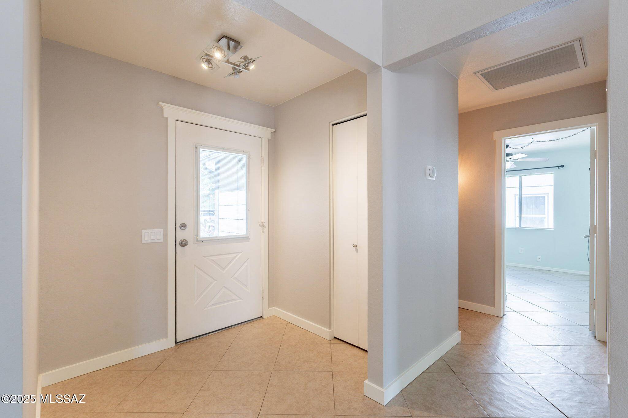 Tucson, AZ 85730,10571 E Breckinridge Drive