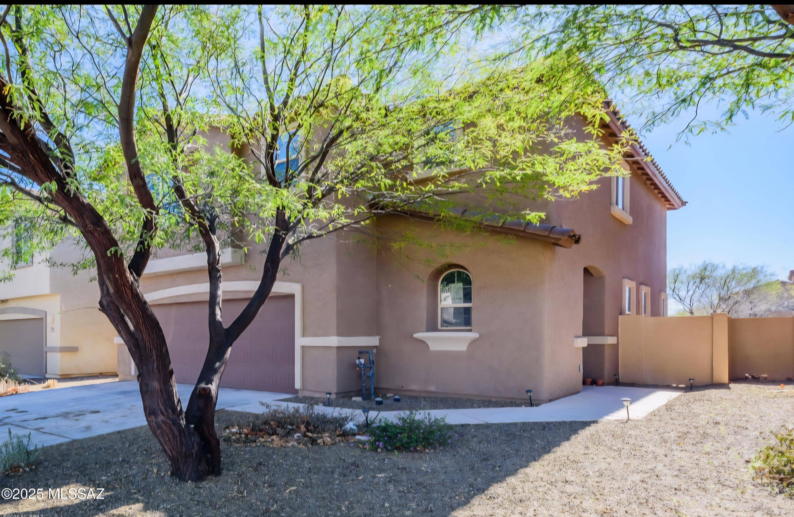 Sahuarita, AZ 85629,715 W Calle Ocarina