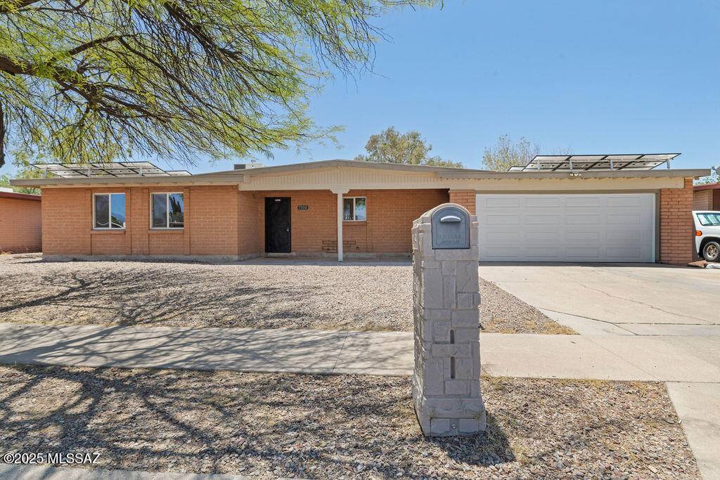Tucson, AZ 85730,7352 E Tamara Drive