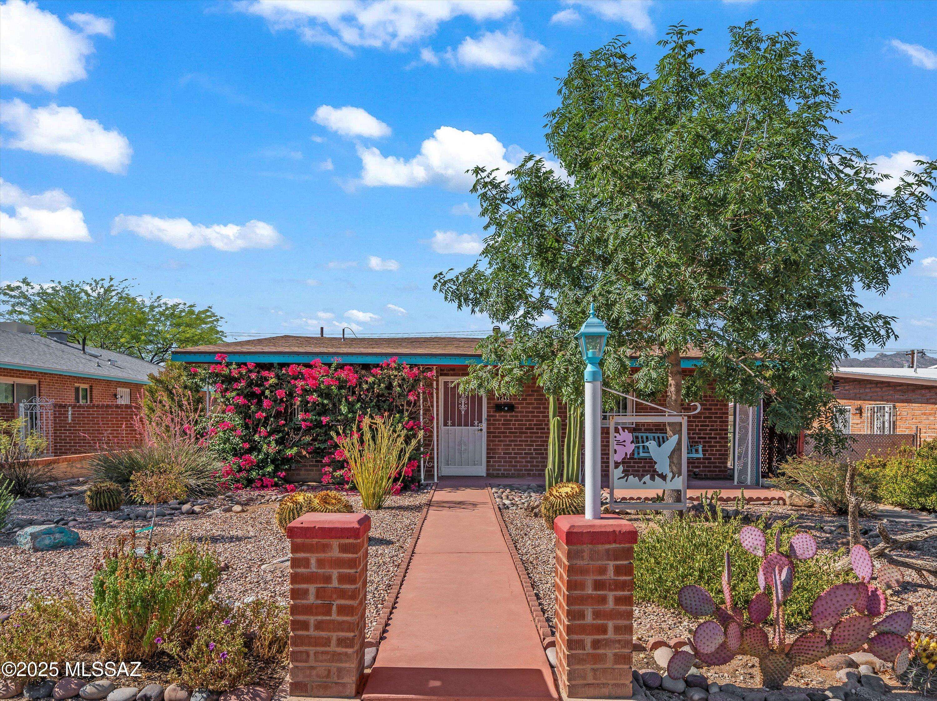 Tucson, AZ 85719,1433 E Silver Street
