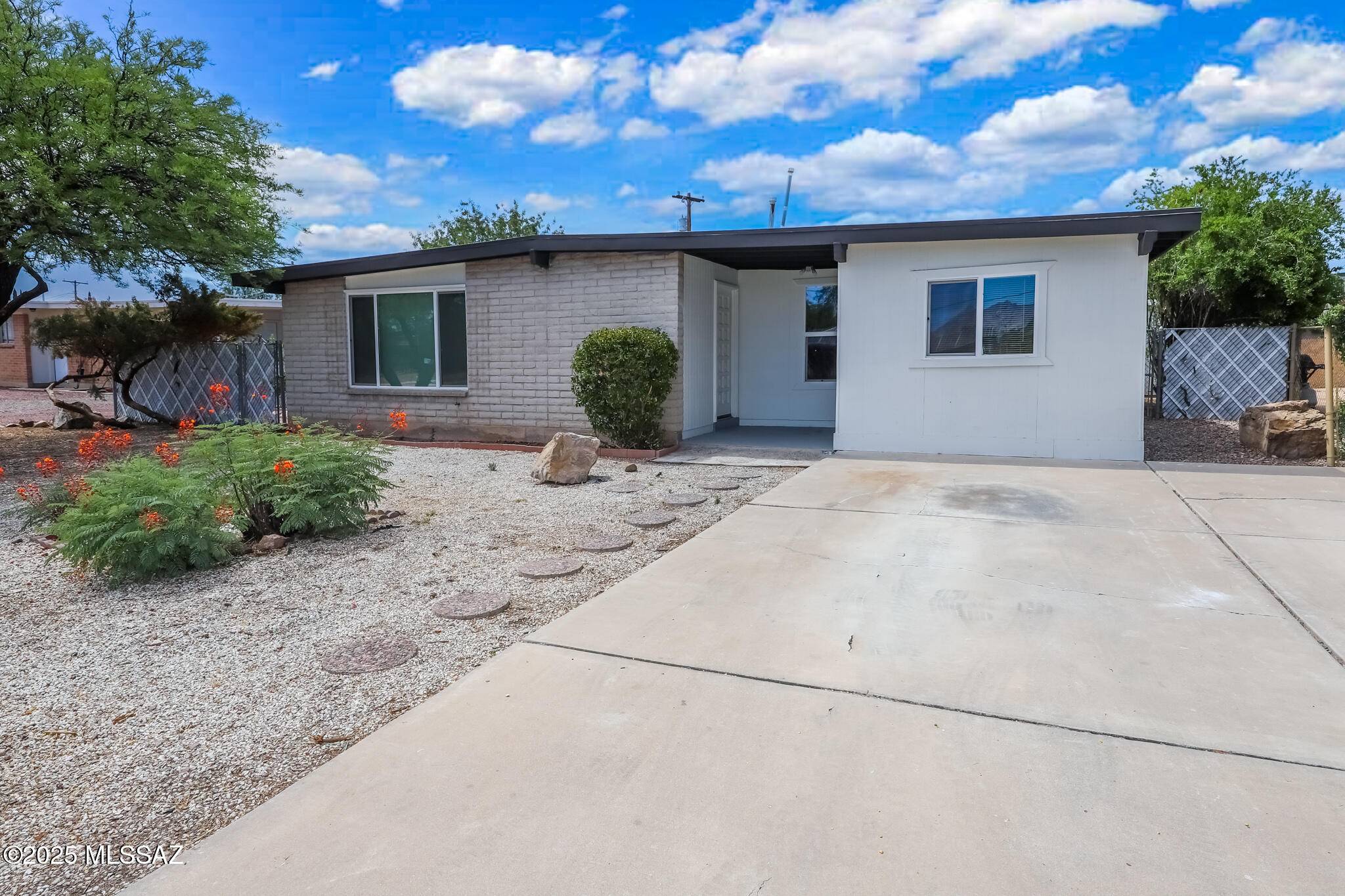 Tucson, AZ 85730,6532 E 42nd Street