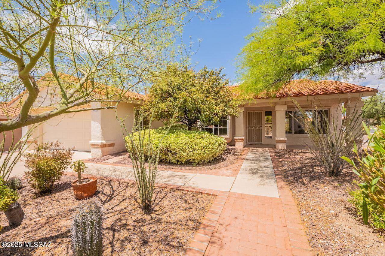 Oro Valley, AZ 85755,14571 N Sky Trail