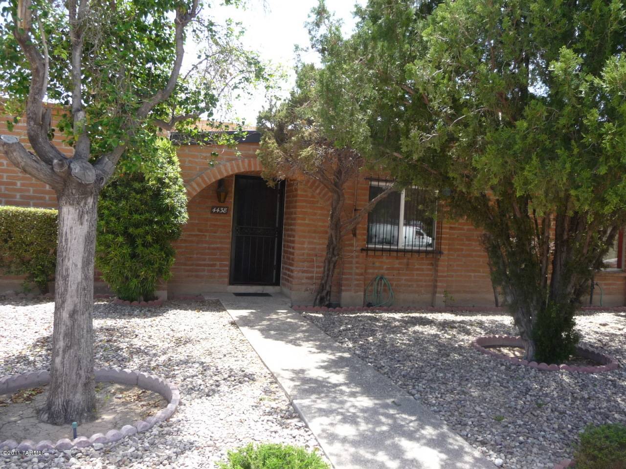 Tucson, AZ 85712,4438 E Fort Lowell Road