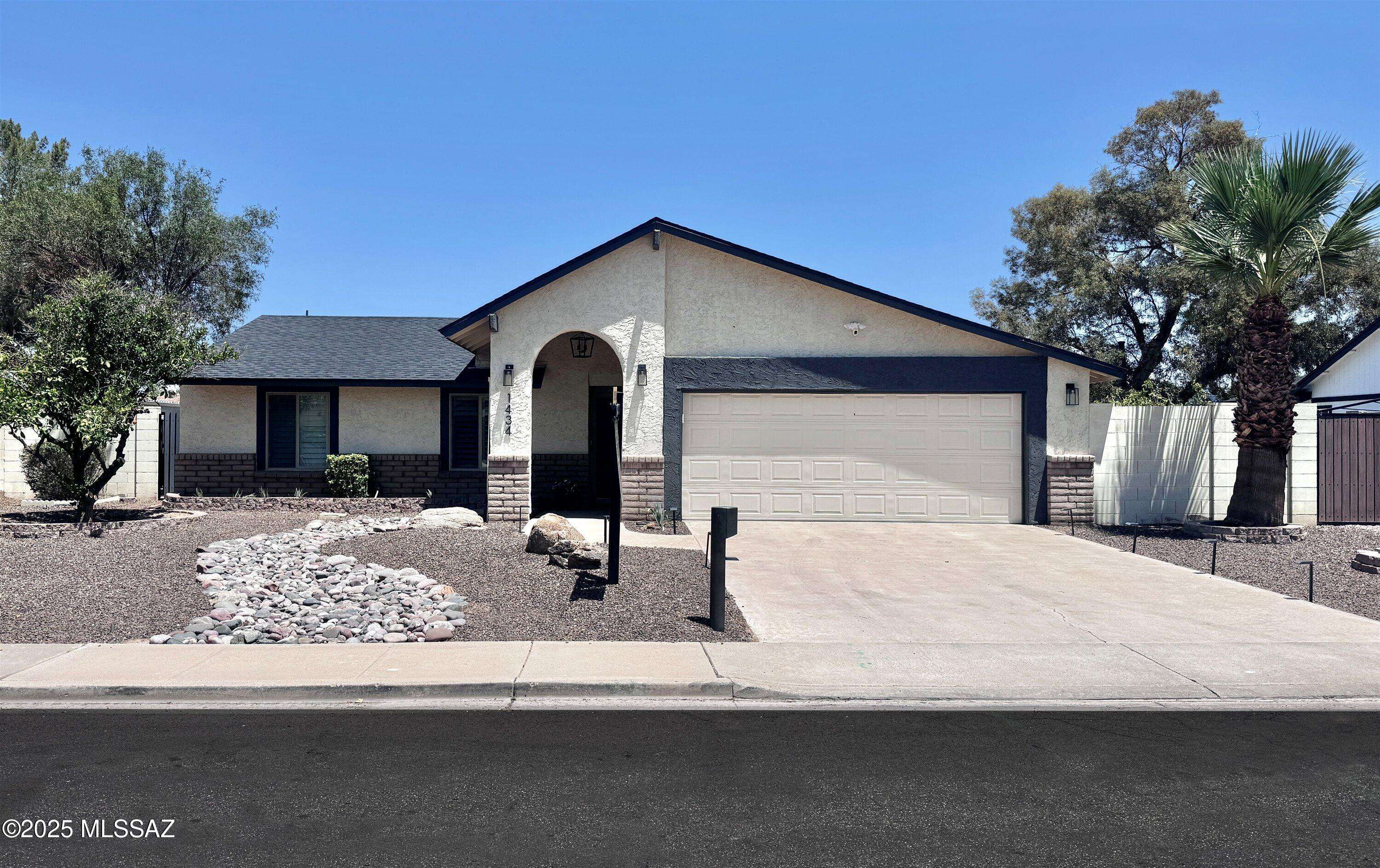Mesa, AZ 85203,1434 E Kael Street