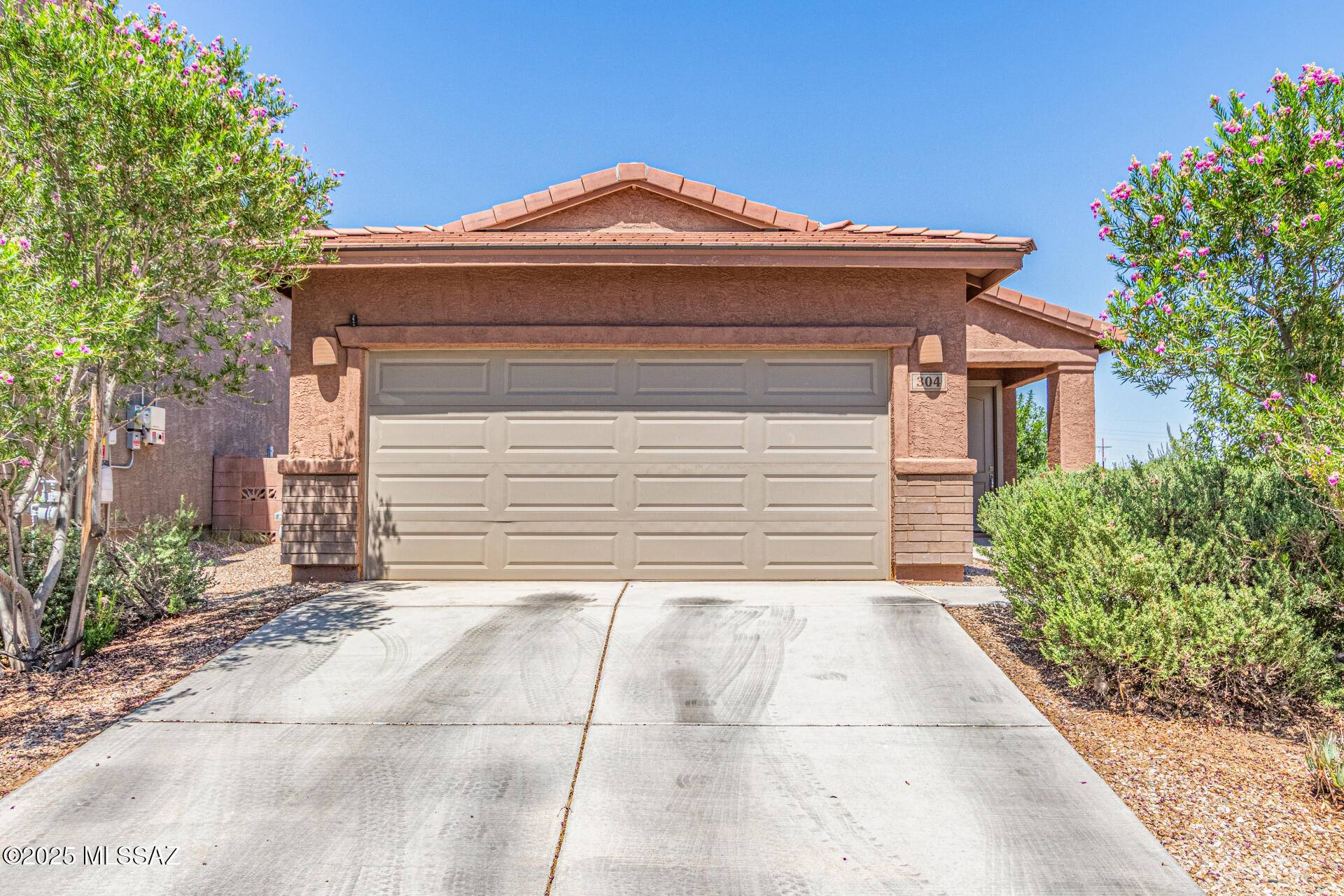 Sahuarita, AZ 85629,304 S Willow Wick Drive