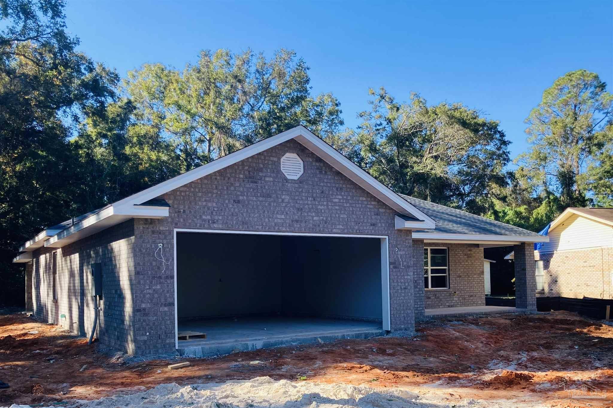 Pensacola, FL 32534,829 Maple Woods Cir