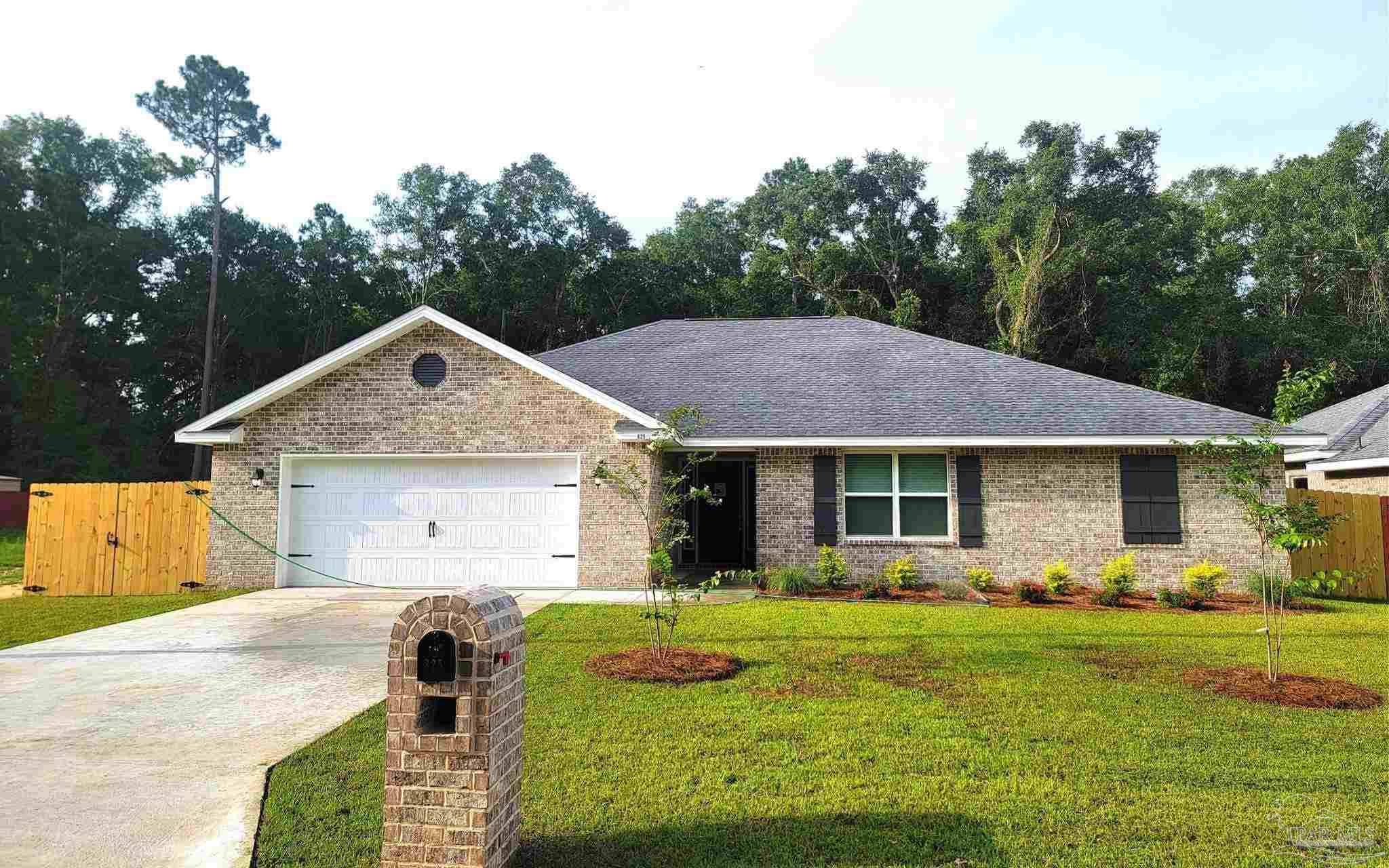 Pensacola, FL 32534,825 Maple Woods Cir