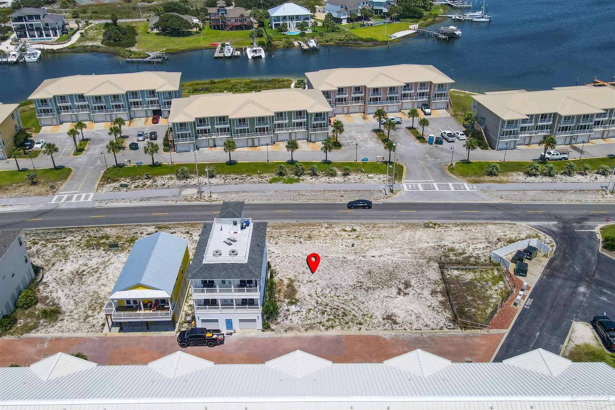 Pensacola Beach, FL 32561,533 Ft Pickens Rd