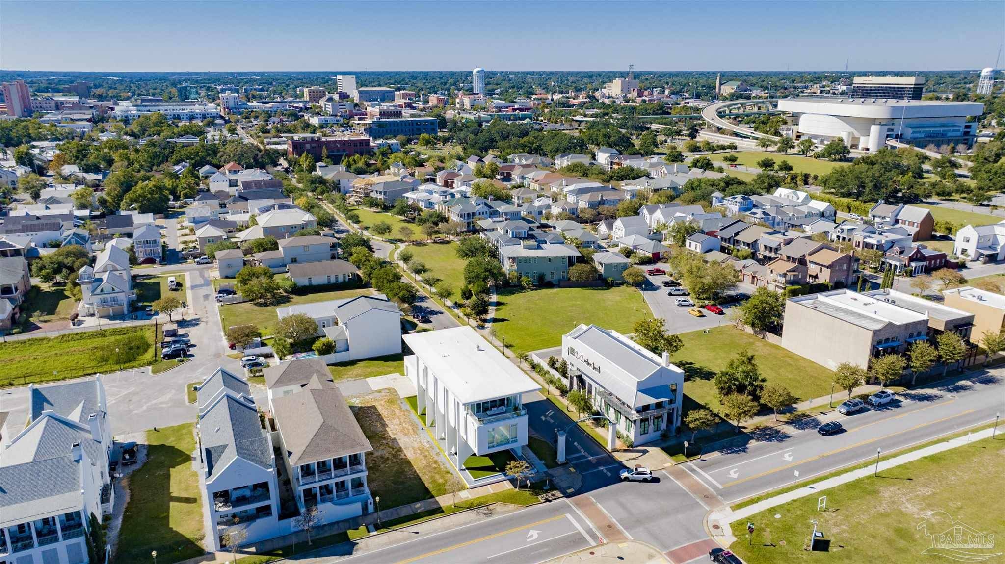 Pensacola, FL 32503,111 S 9th Ave