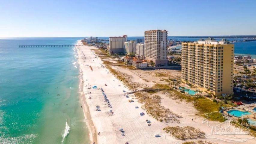 Pensacola Beach, FL 32561,22 Via Deluna Dr