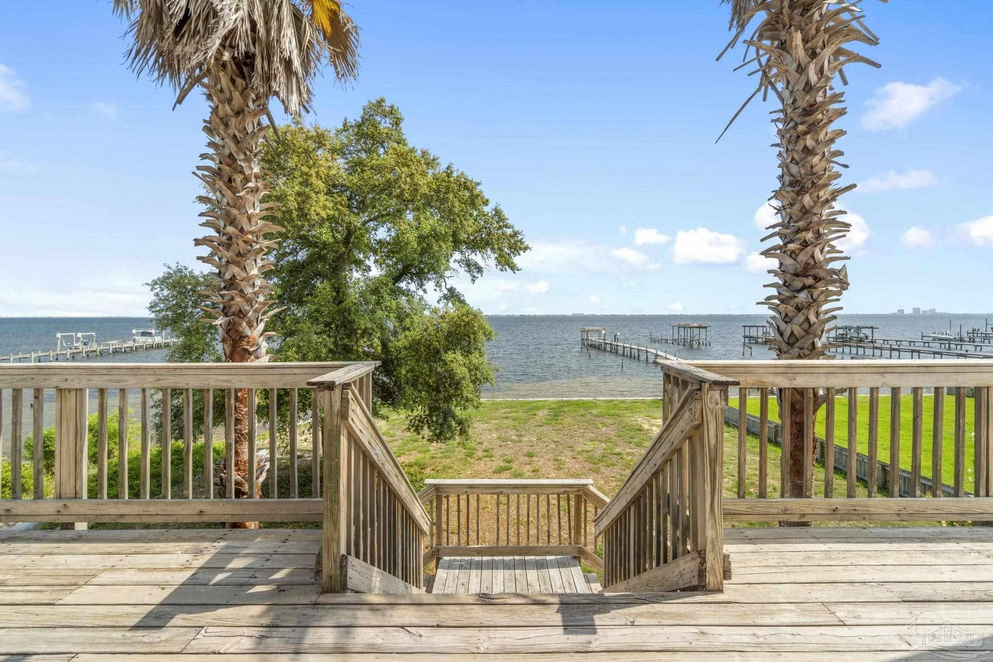 Gulf Breeze, FL 32563,3225 Bay St