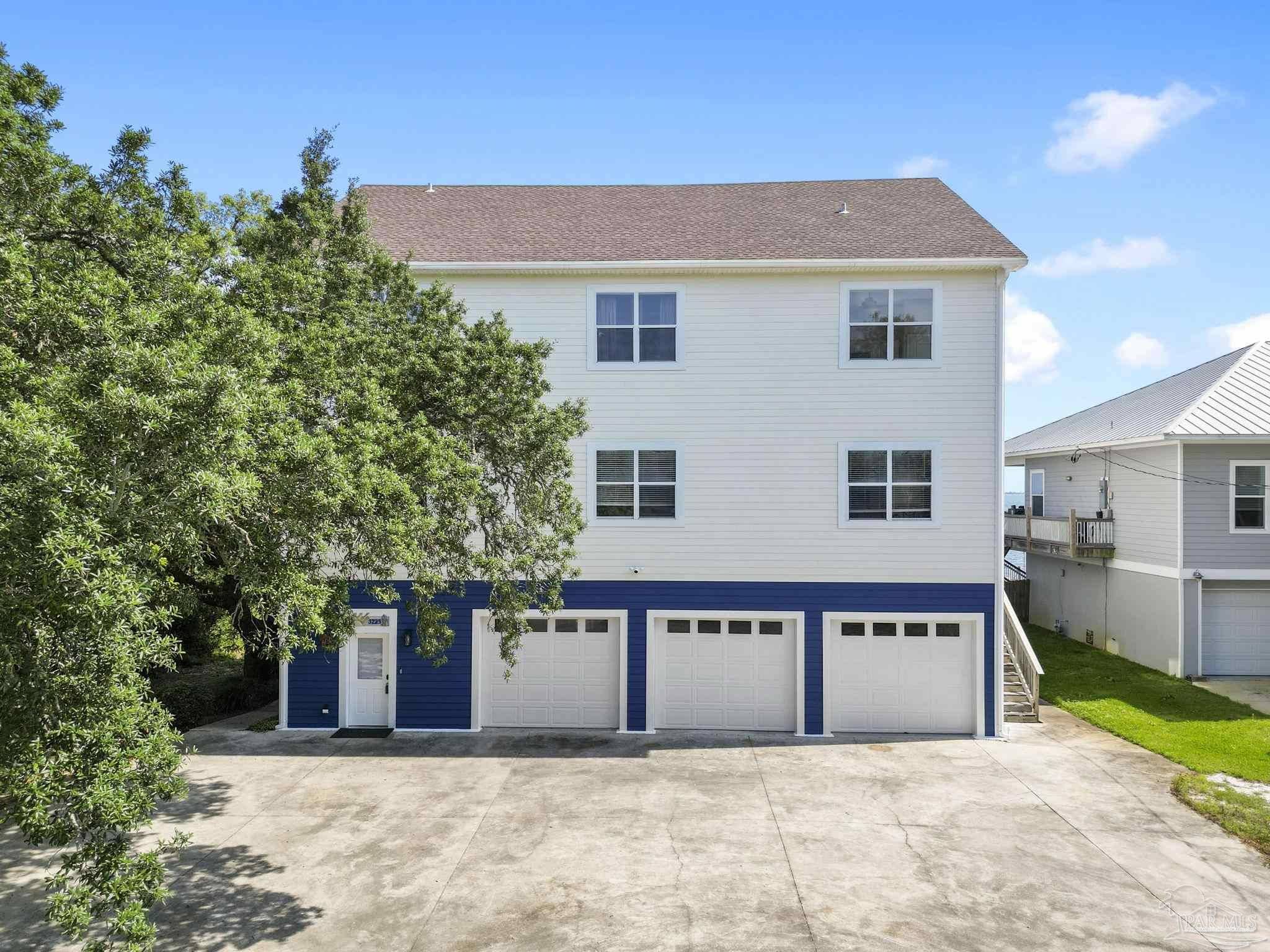 Gulf Breeze, FL 32563,3225 Bay St