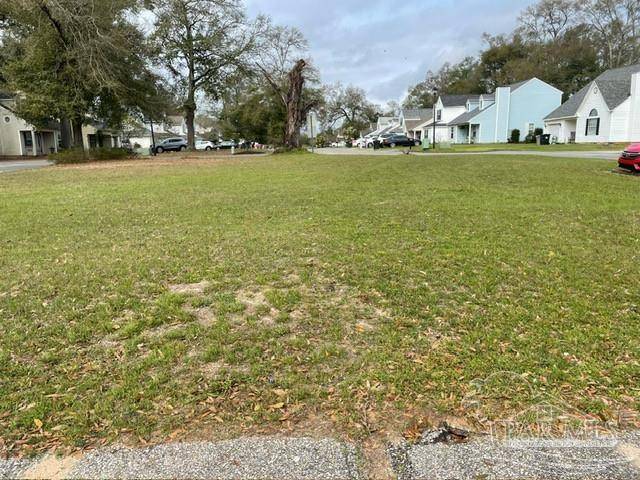 Pensacola, FL 32506,6900 Weatherwood Pl