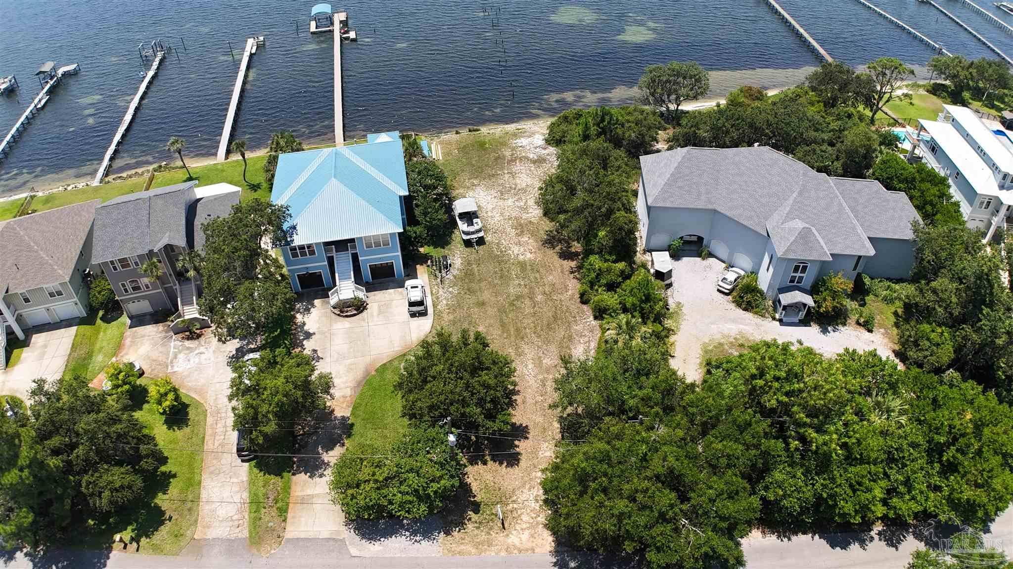 Gulf Breeze, FL 32563,2959 Bay St