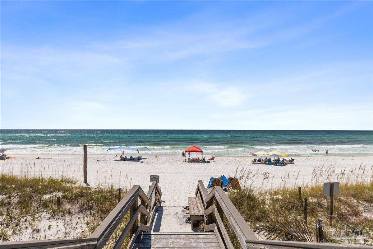 Navarre Beach, FL 32566,8425 Gulf Blvd