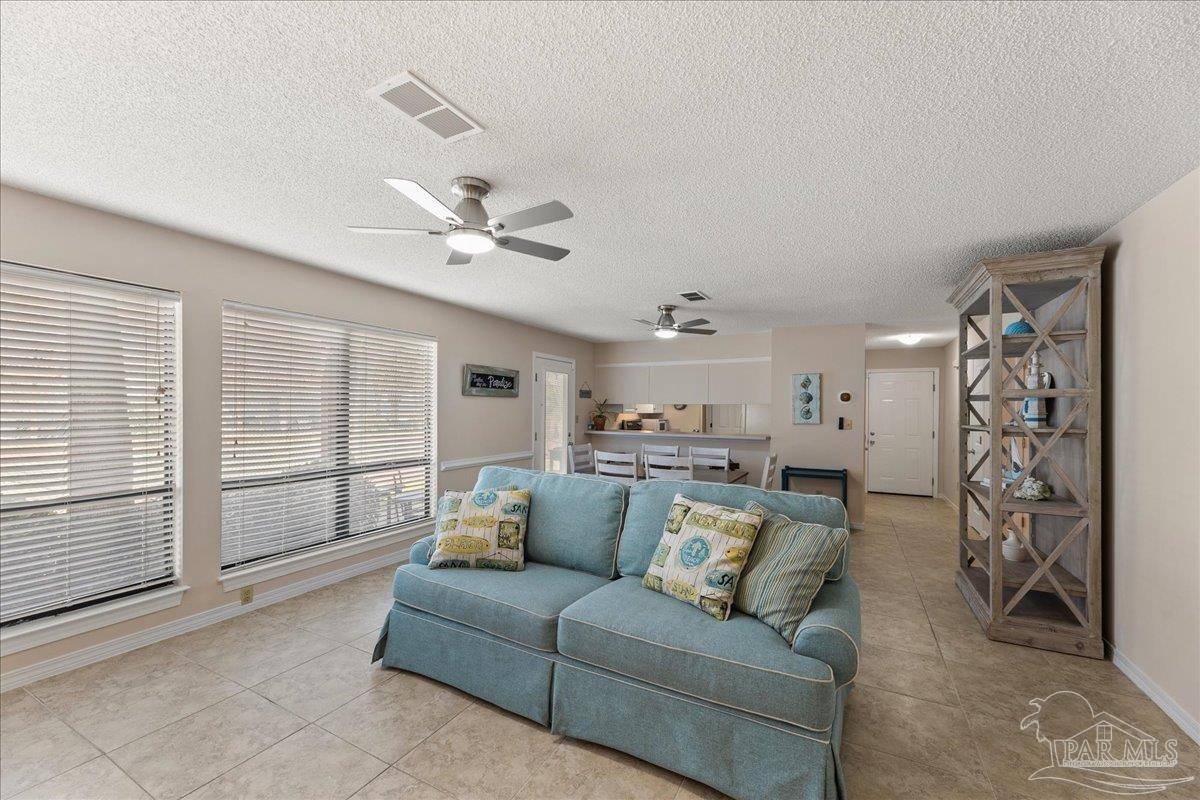 Navarre Beach, FL 32566,8425 Gulf Blvd