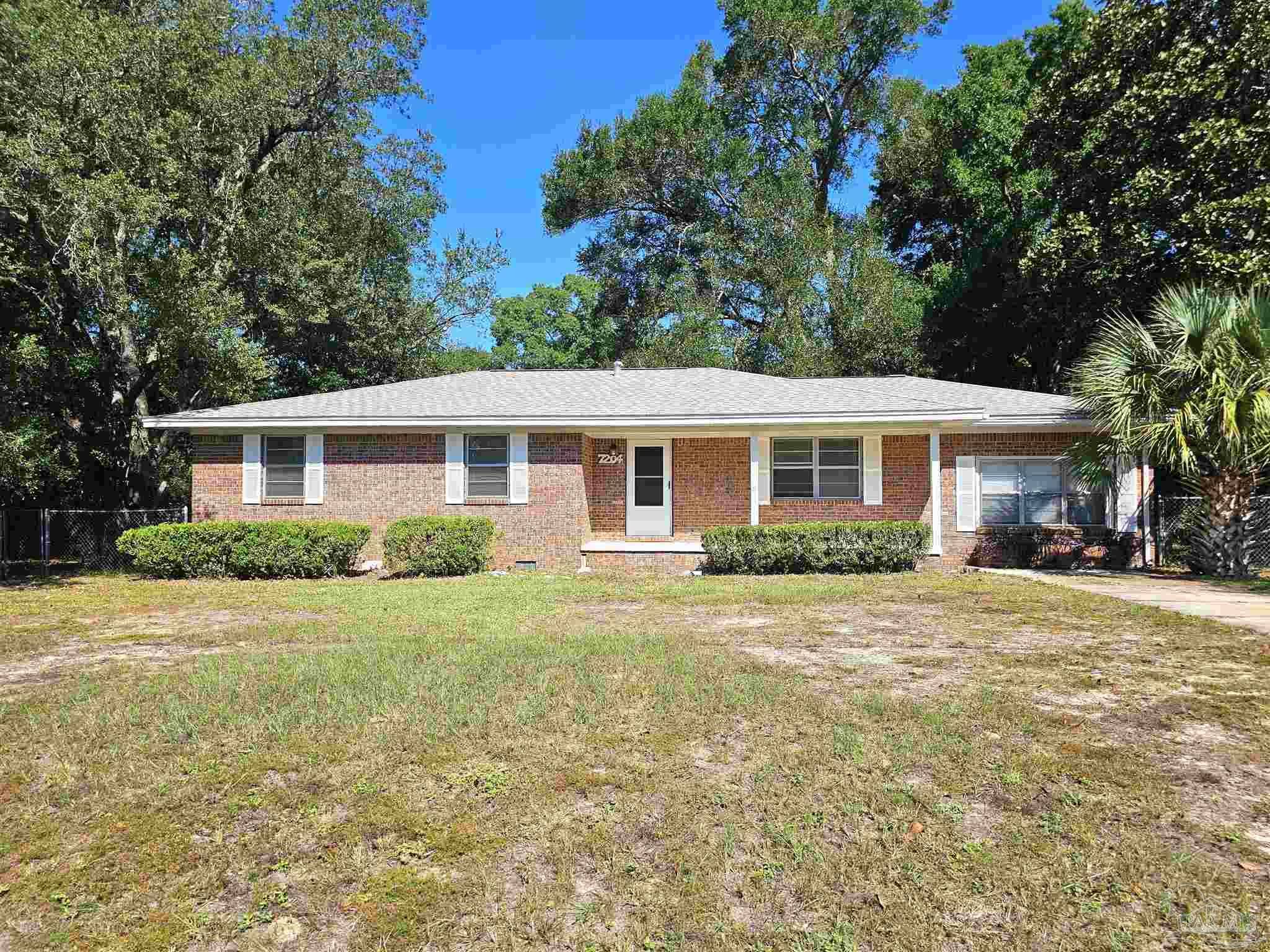 Pensacola, FL 32526,7204 Lenora St