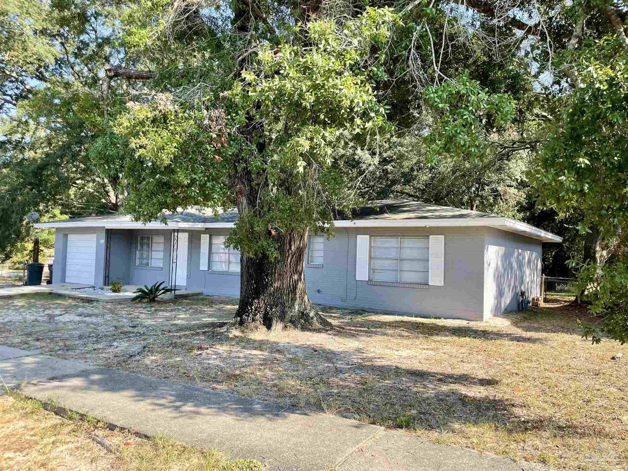 Pensacola, FL 32505,262 Fennel St