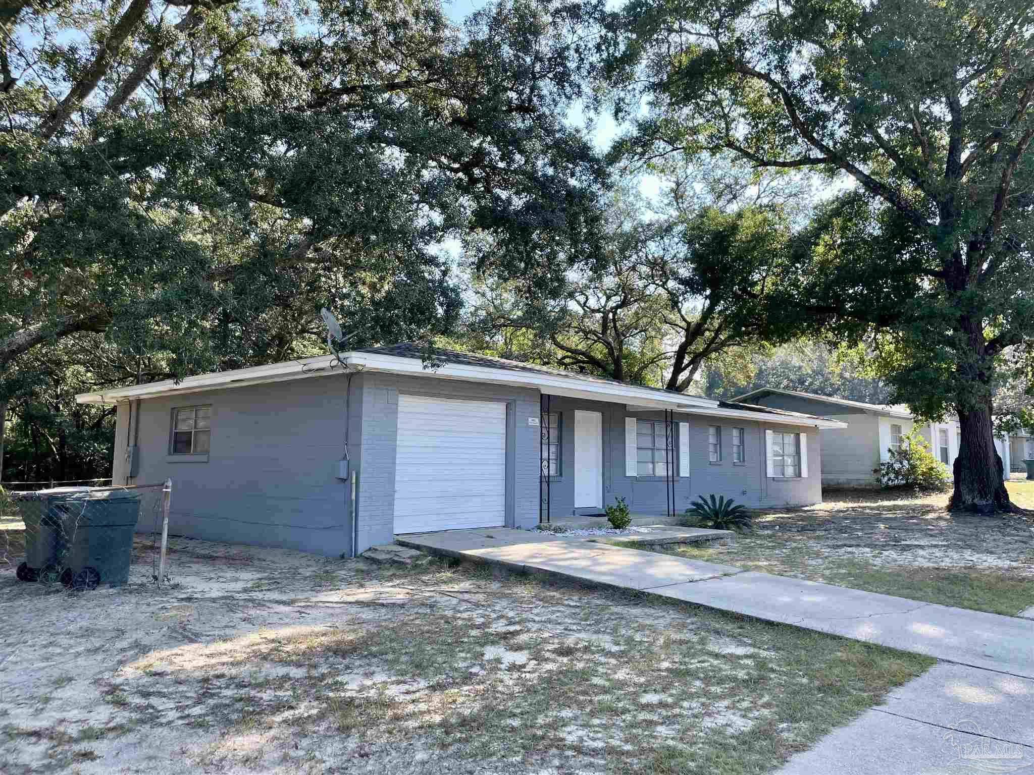 Pensacola, FL 32505,262 Fennel St